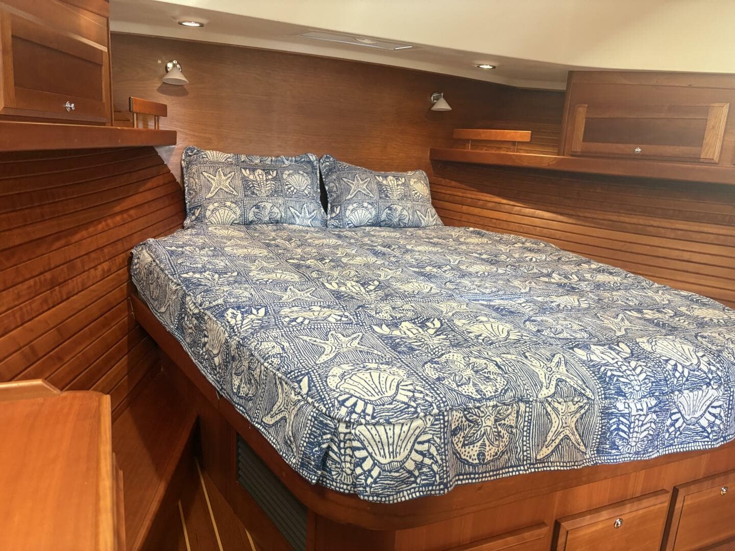 2016 Sabre 38 Salon Express — photo 36