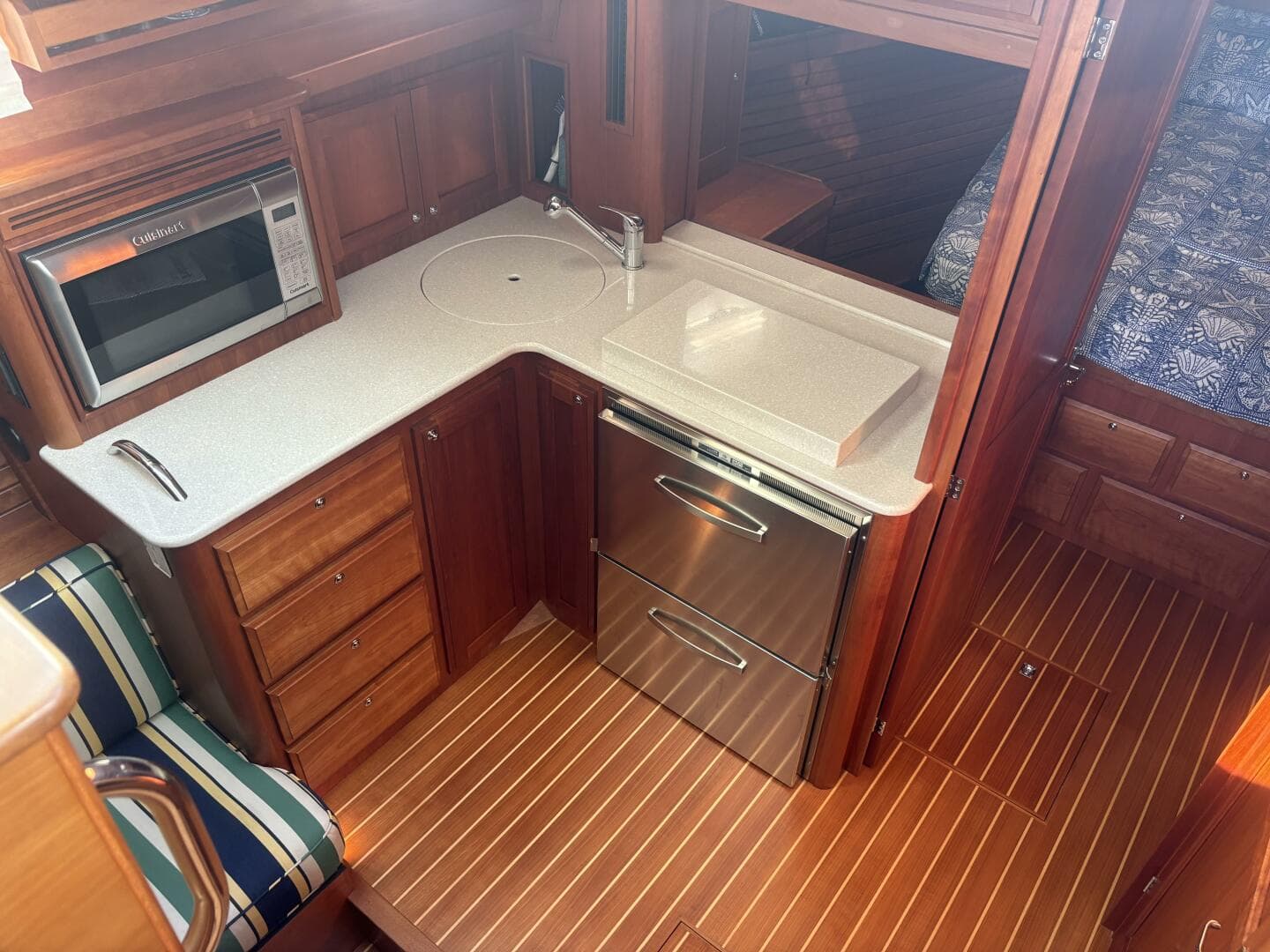 2016 Sabre 38 Salon Express — photo 28