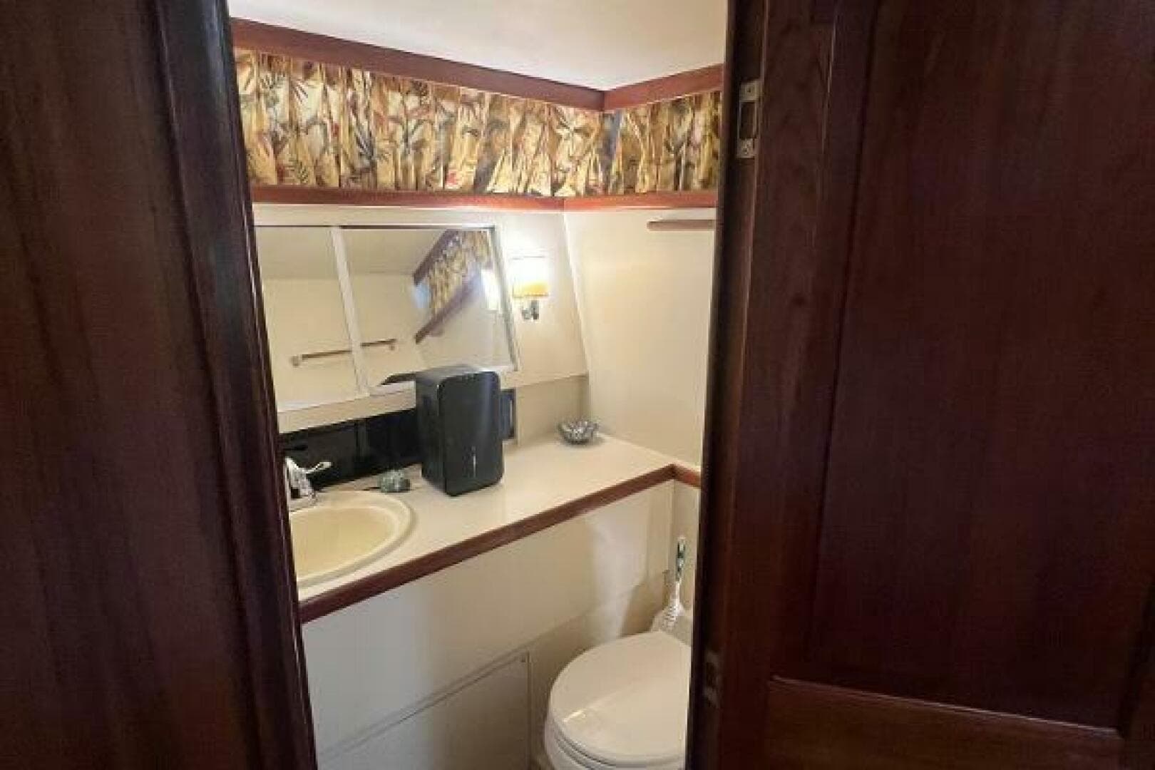 1986 Gulfstar 44 Aft Cabin — photo 44