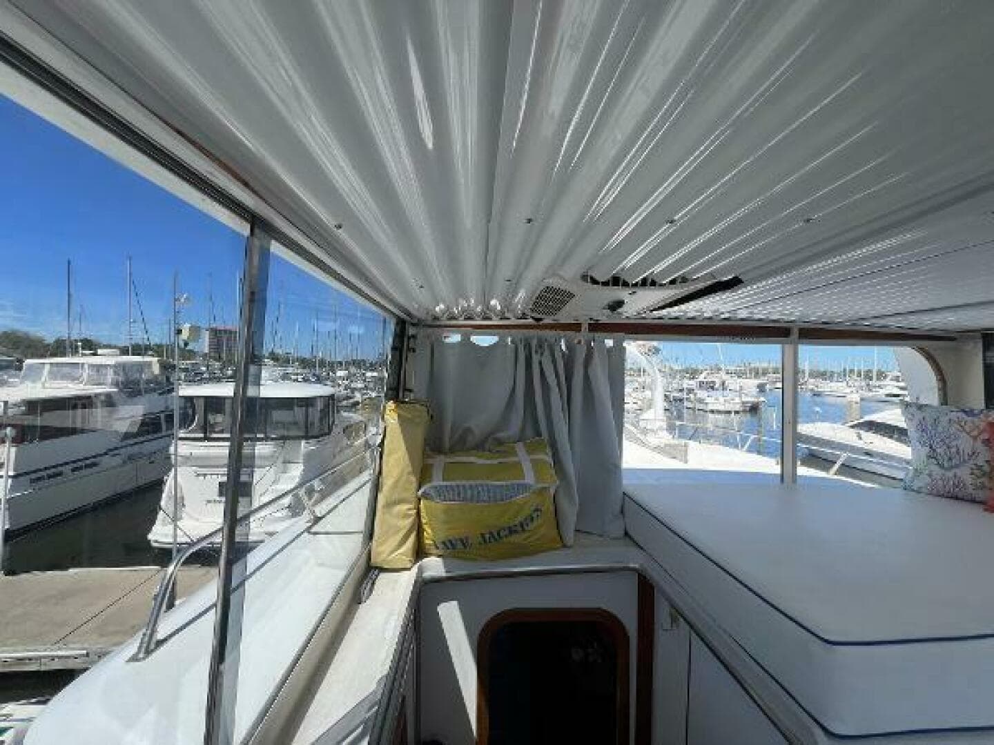 1986 Gulfstar 44 Aft Cabin — photo 13