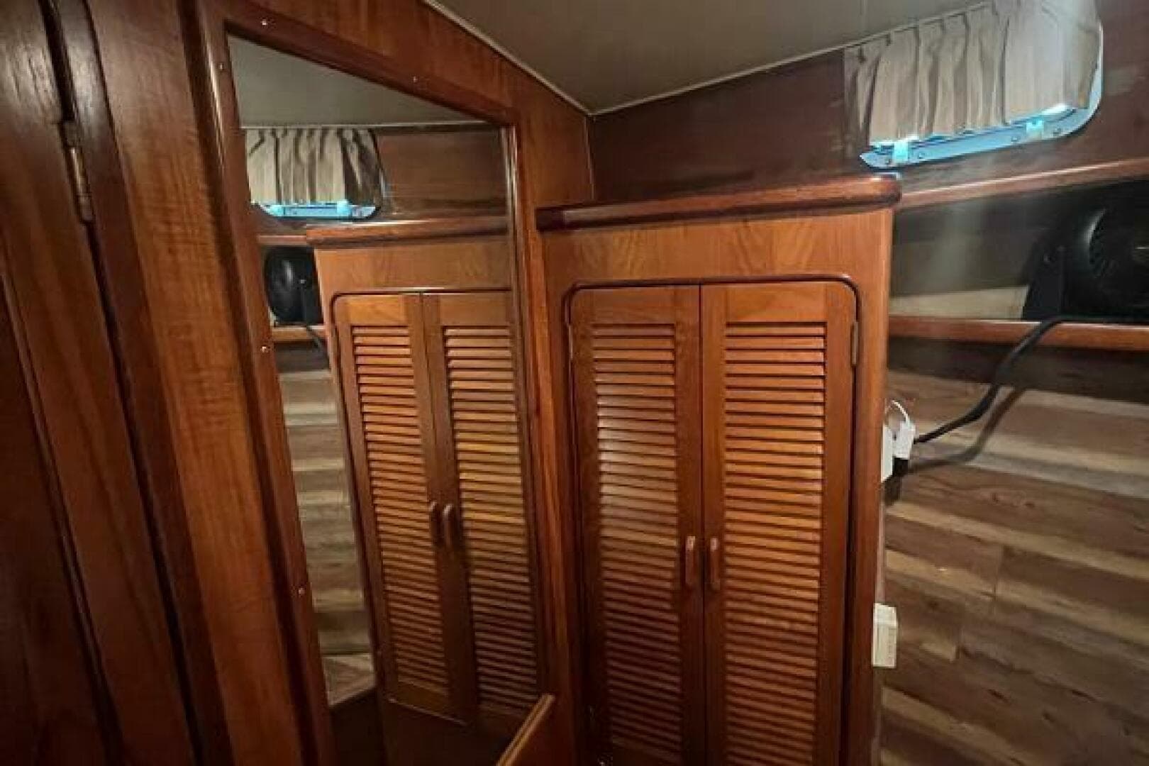 1986 Gulfstar 44 Aft Cabin — photo 35