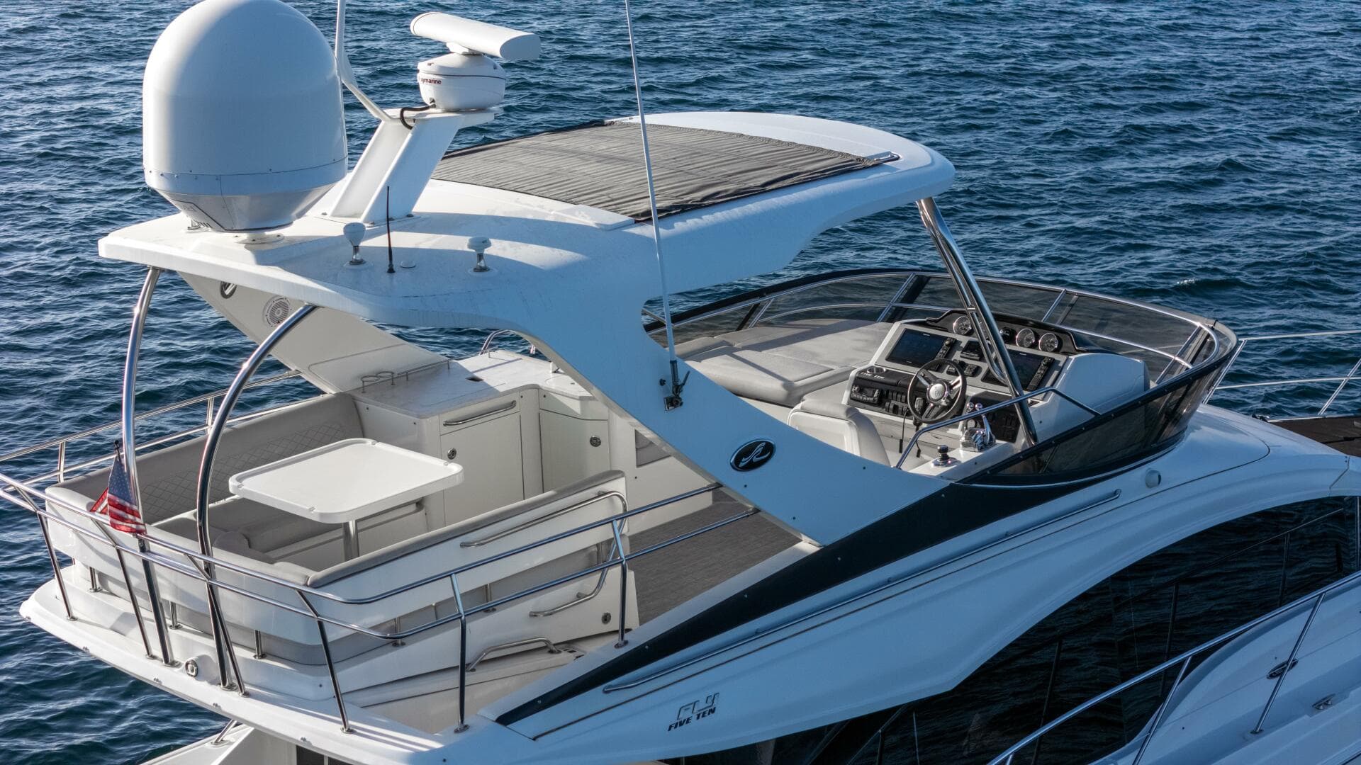 2017 Sea Ray 51 Flybridge — photo 42