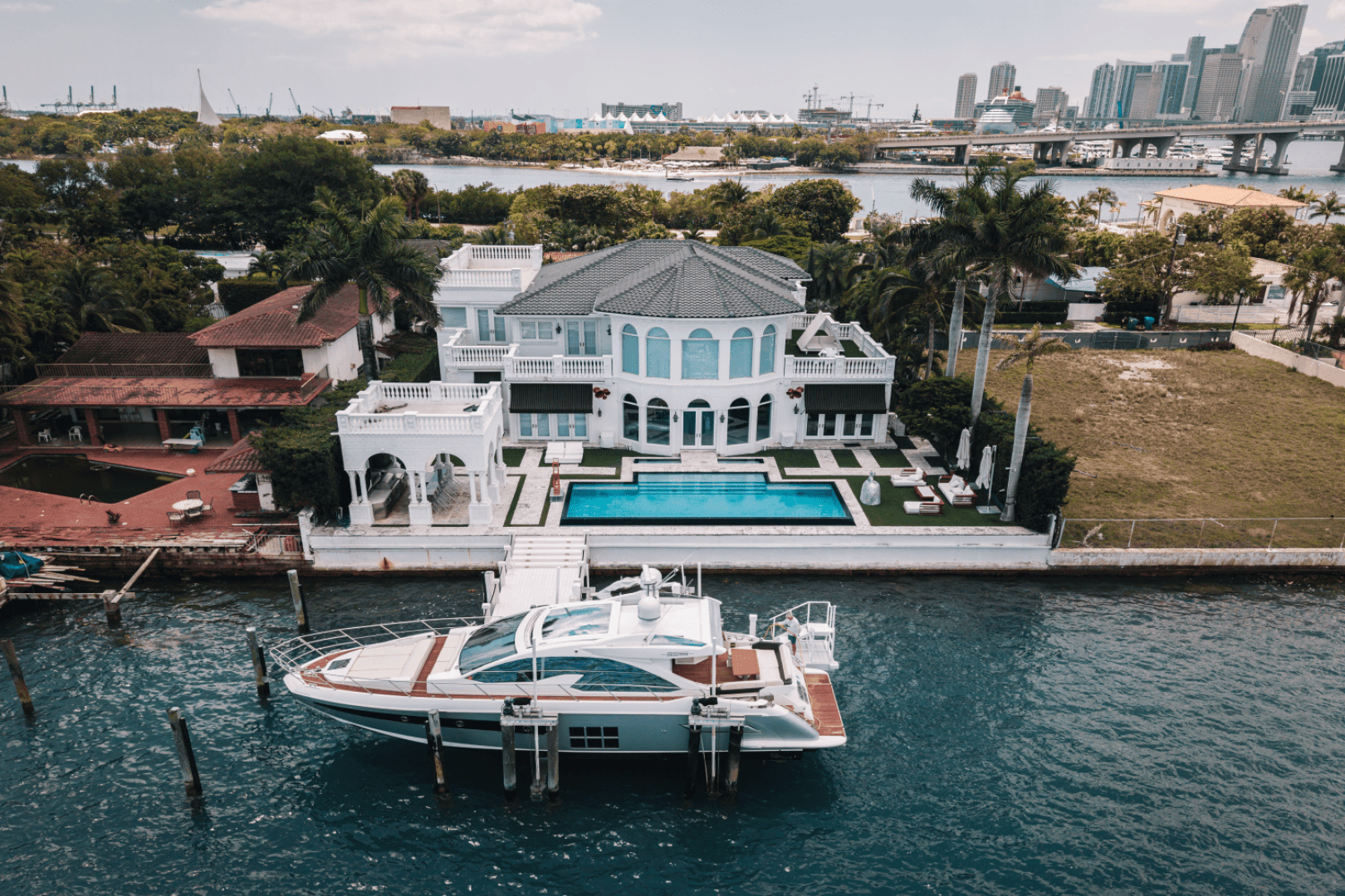 2017 Azimut 55S — photo 16