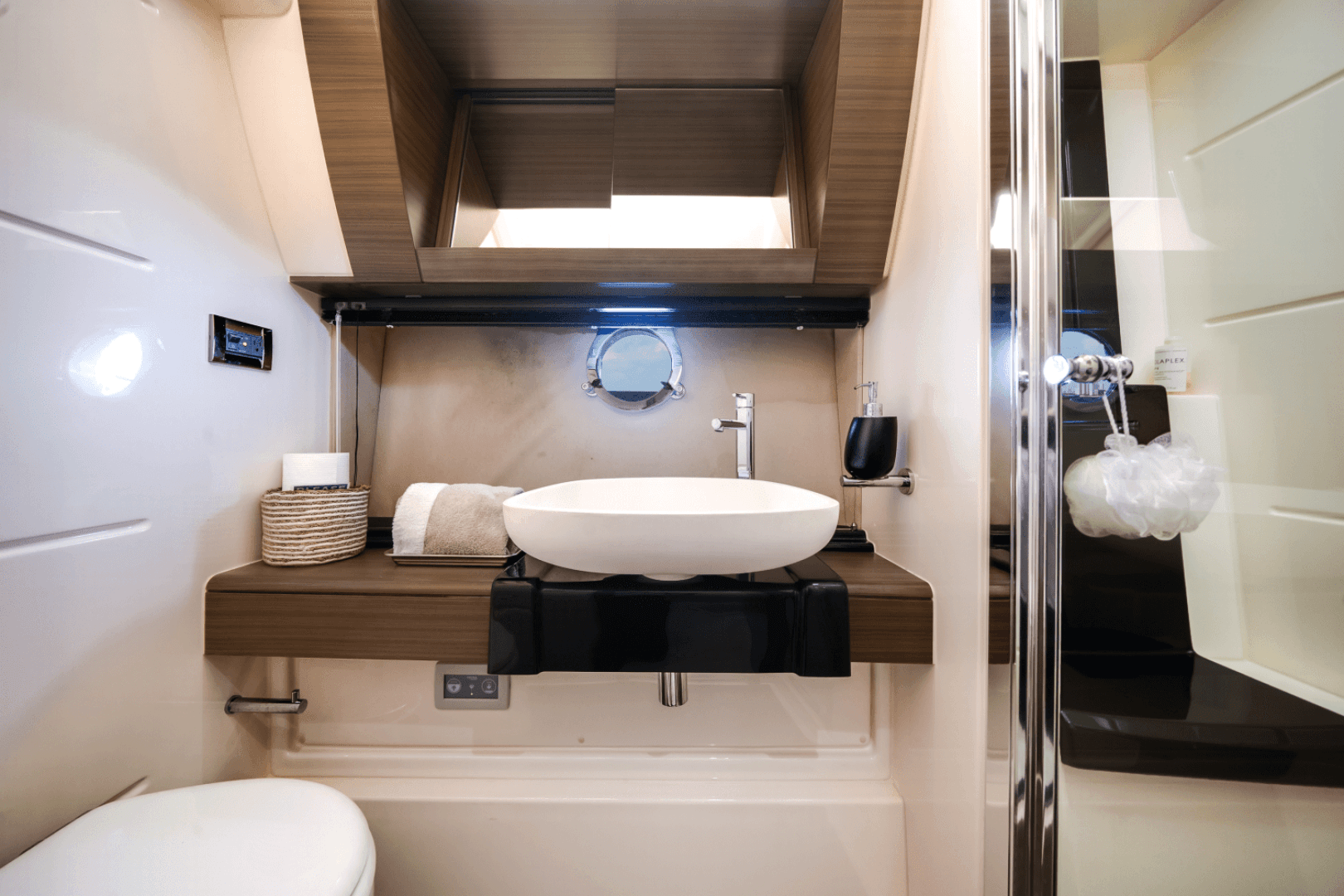 2017 Azimut 55S — photo 32