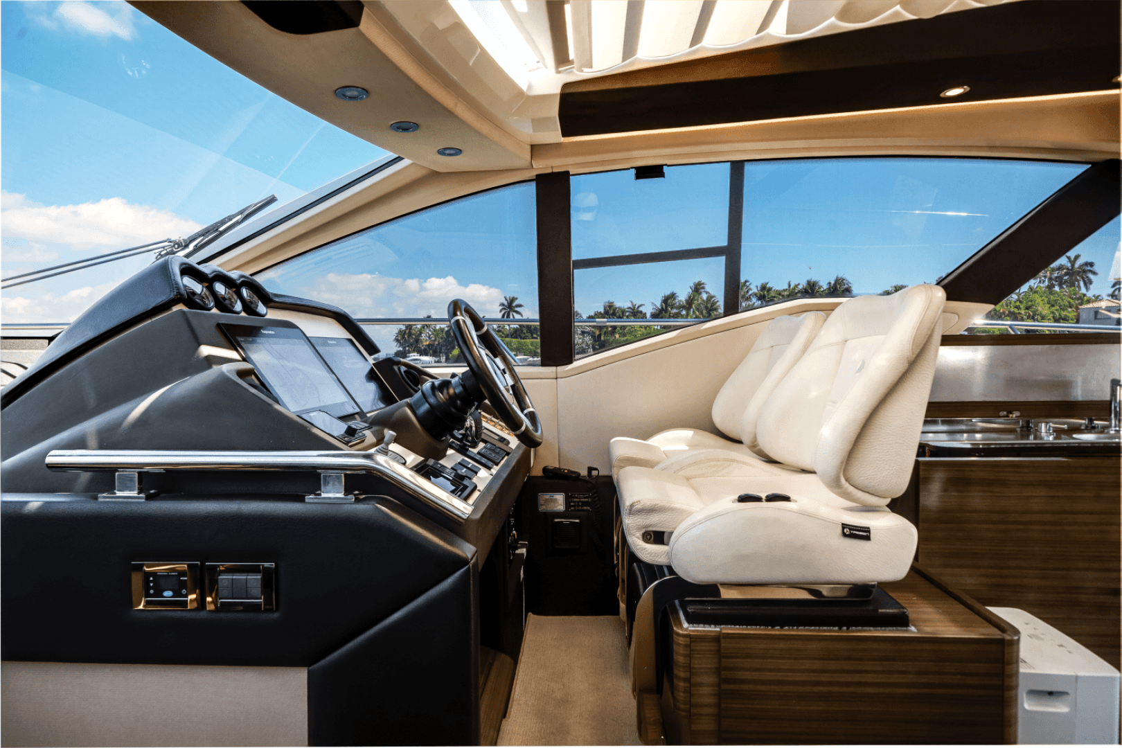 2017 Azimut 55S — photo 42