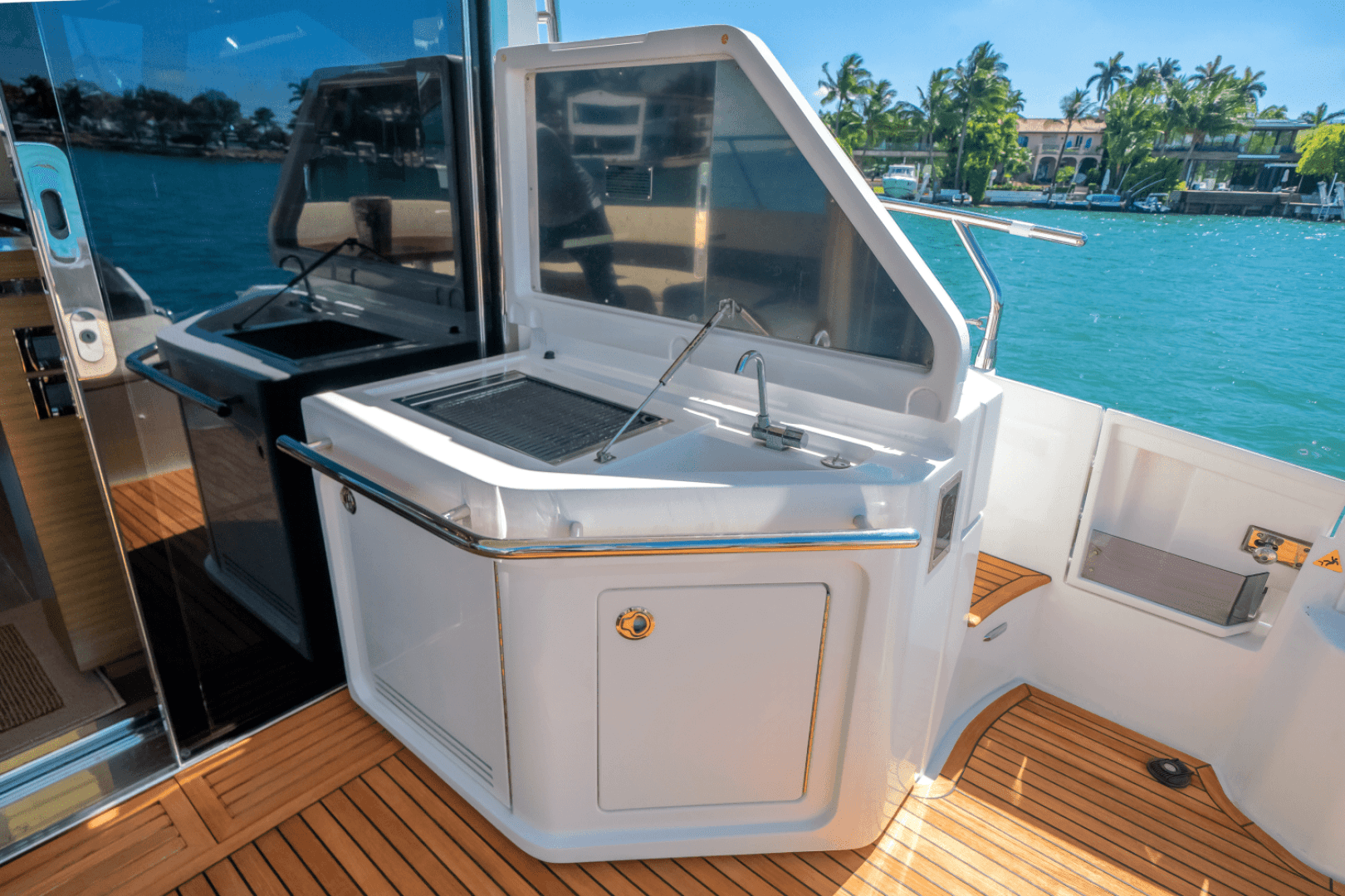 2017 Azimut 55S — photo 45
