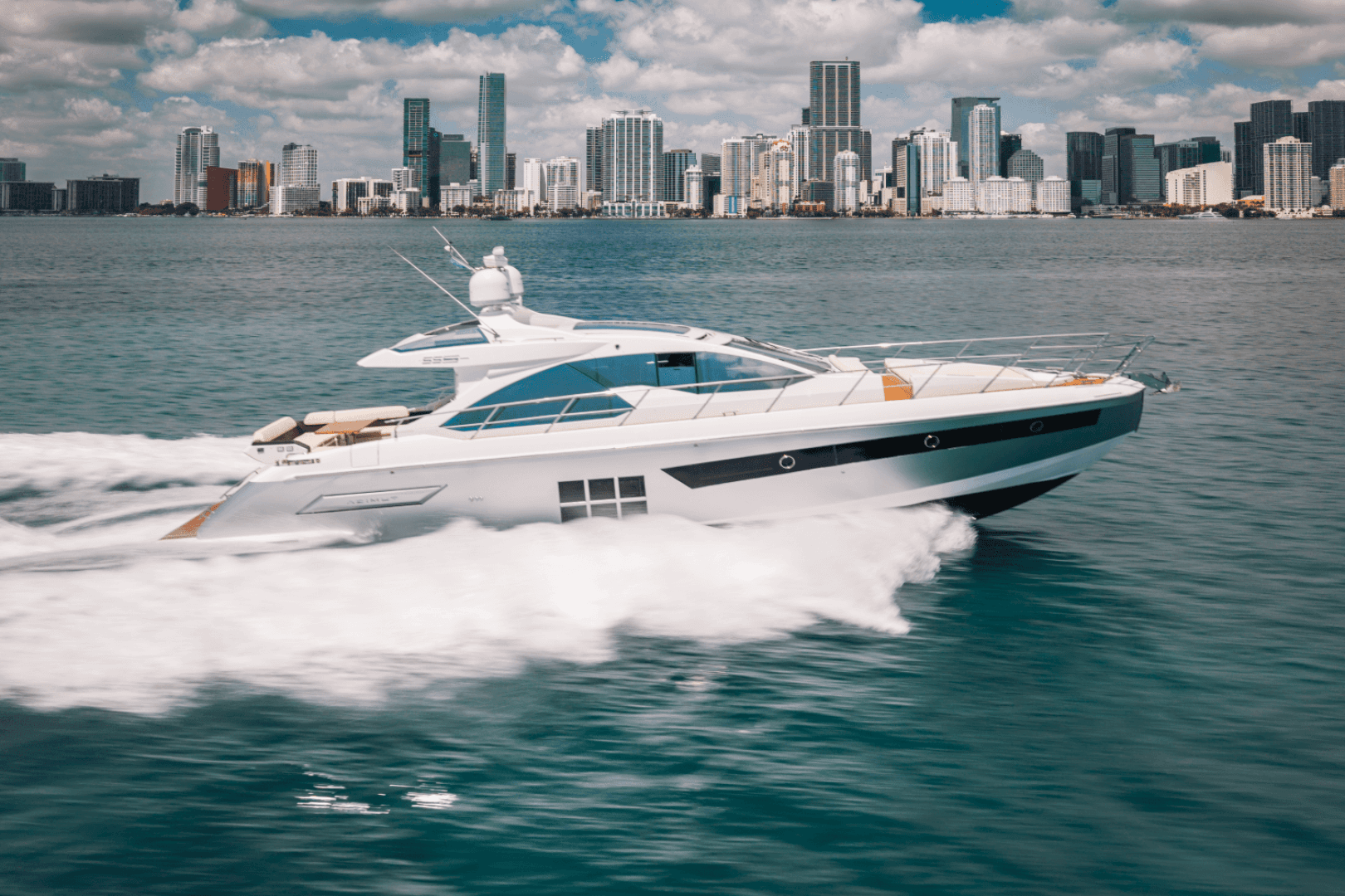 2017 Azimut 55S — photo 11