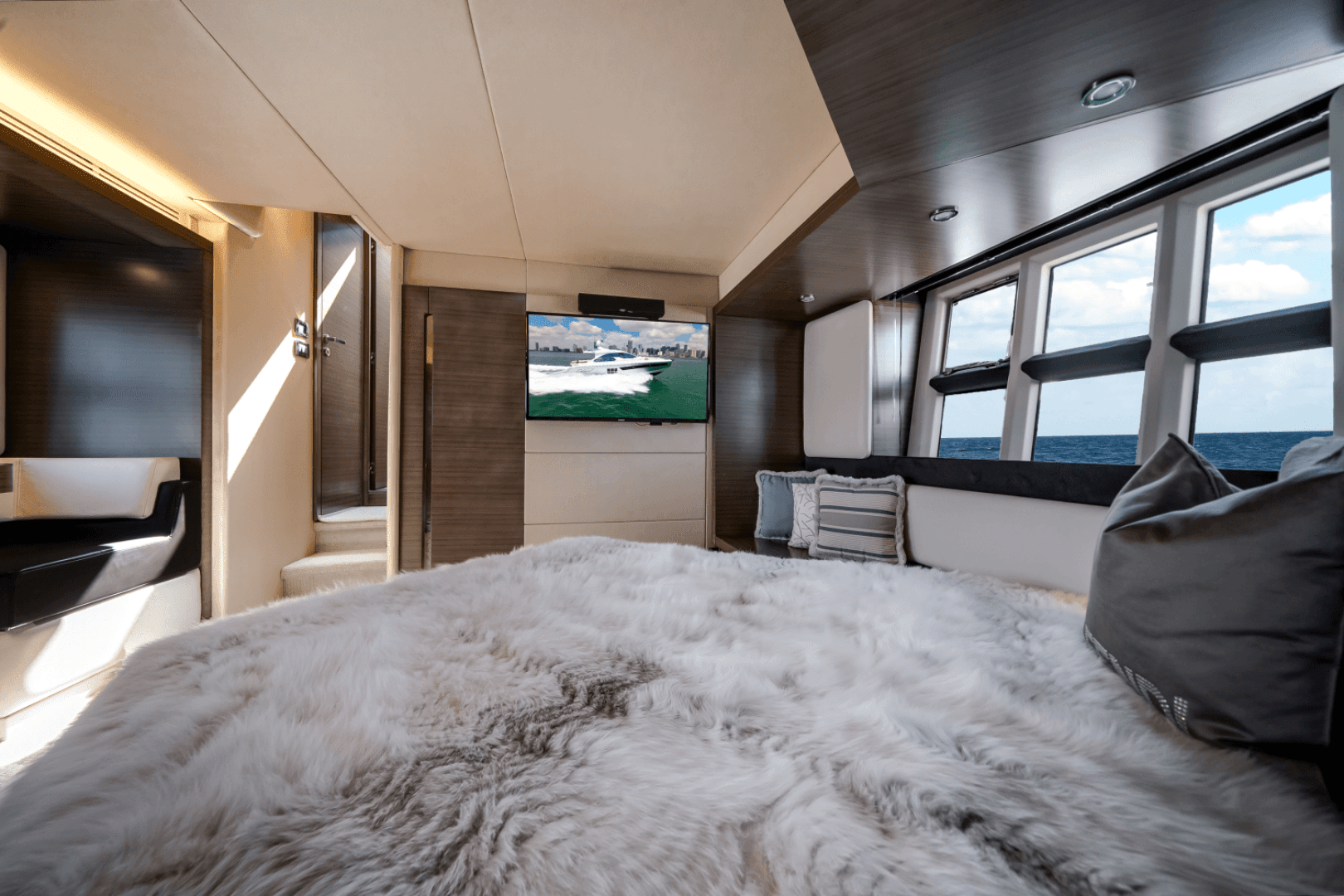 2017 Azimut 55S — photo 27