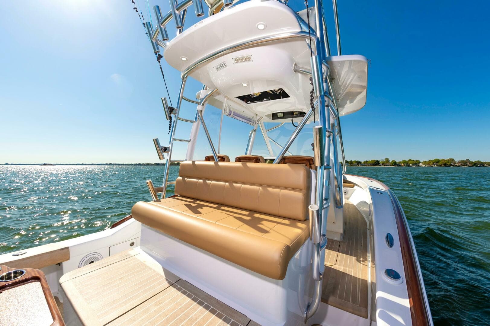 2024 Custom Carolina 38 CC — photo 14