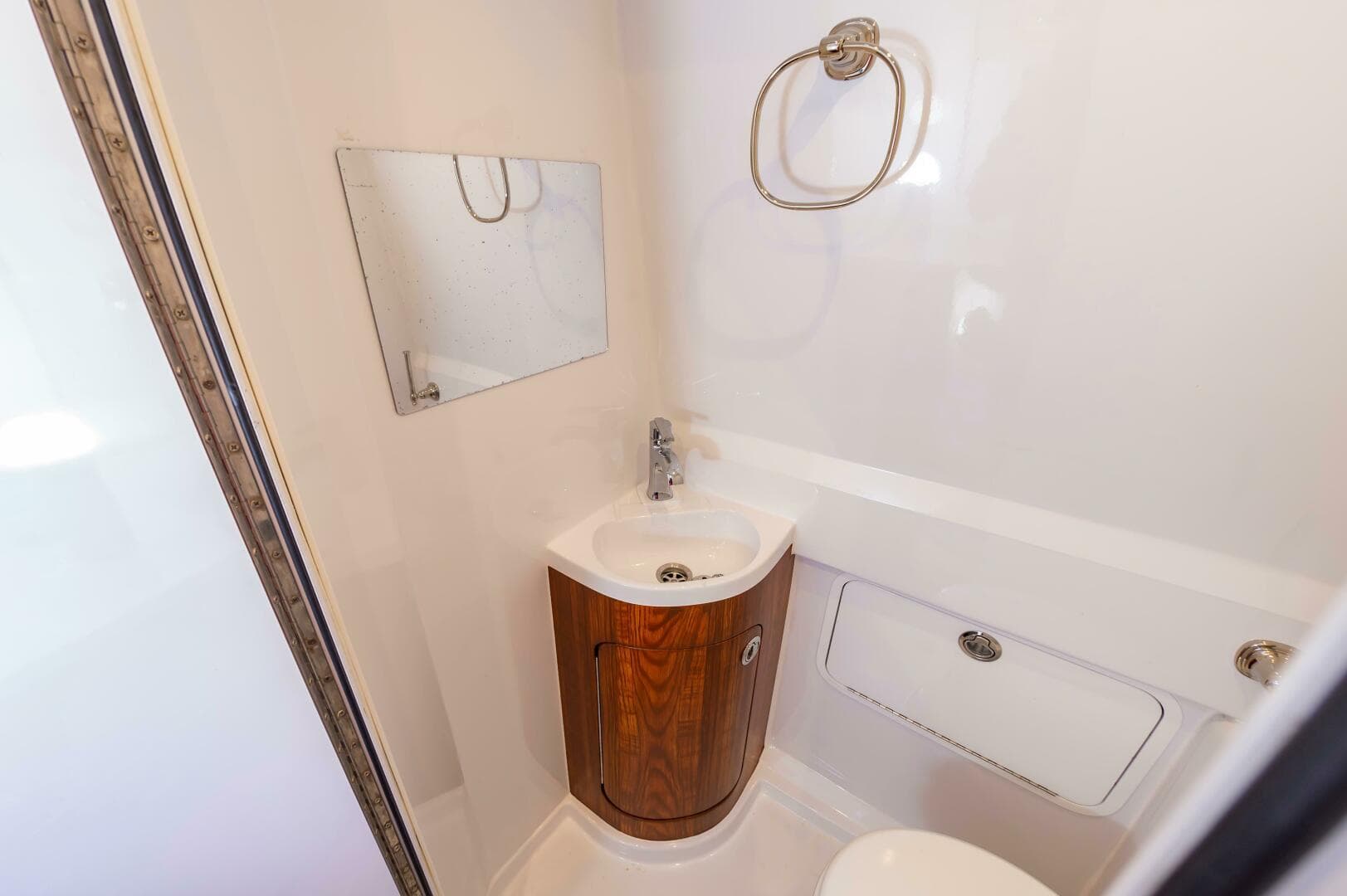 2024 Custom Carolina 38 CC — photo 42