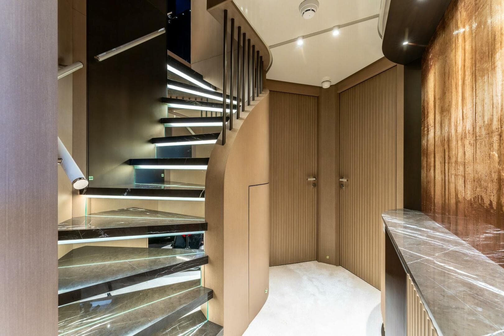 2024 Aes Yacht — photo 33