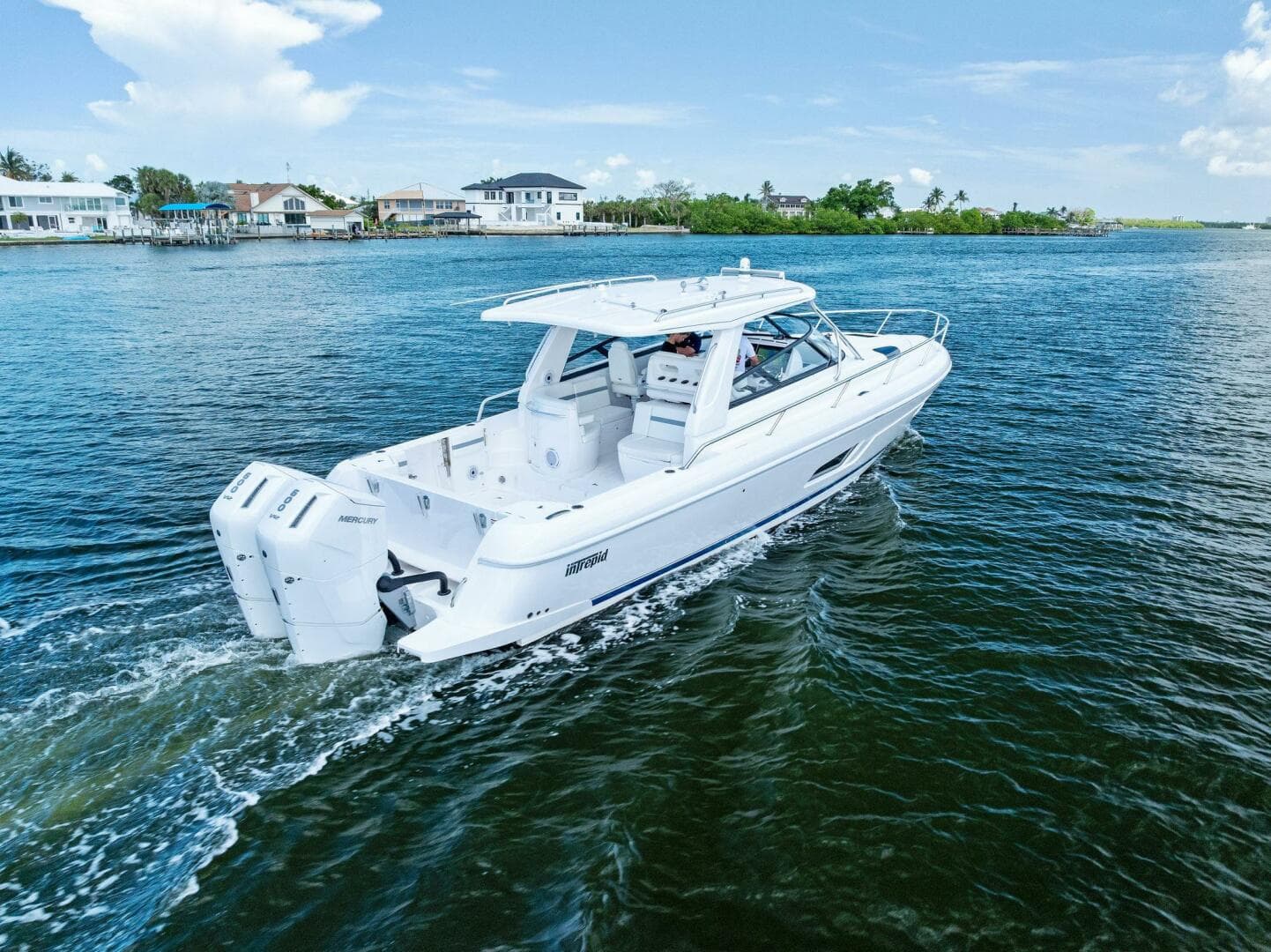 2022 Intrepid 438 Evolution — photo 16