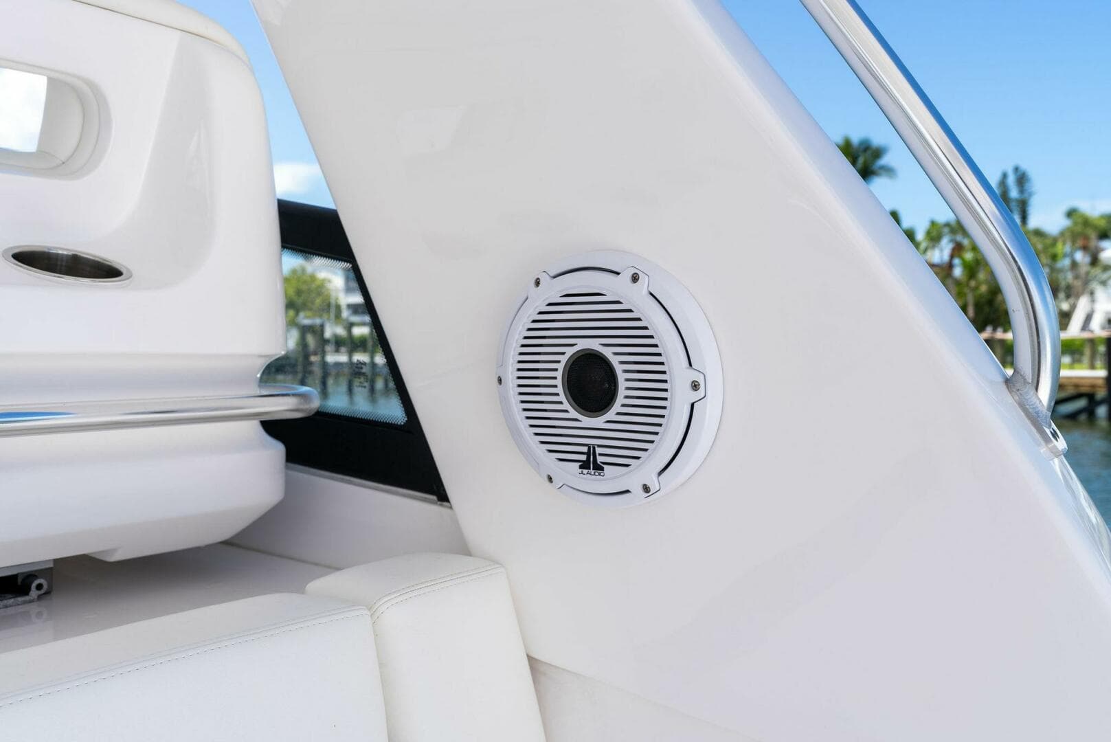 2022 Intrepid 438 Evolution — photo 35