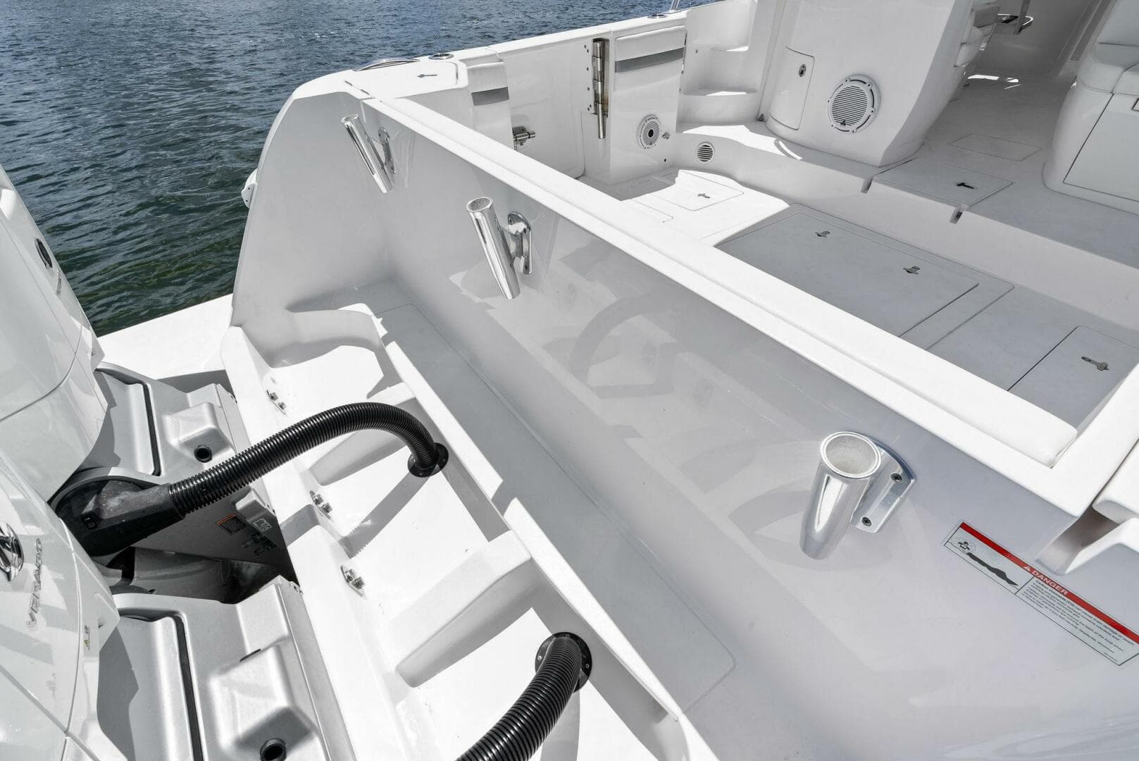 2022 Intrepid 438 Evolution — photo 44