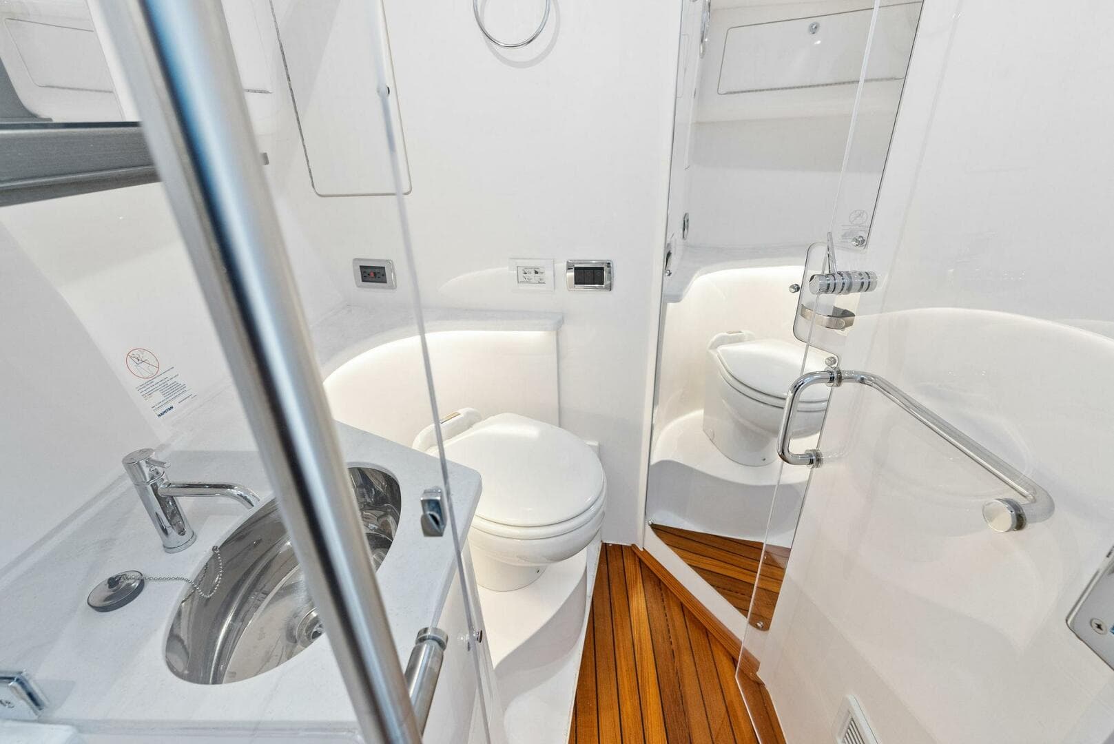 2022 Intrepid 438 Evolution — photo 62