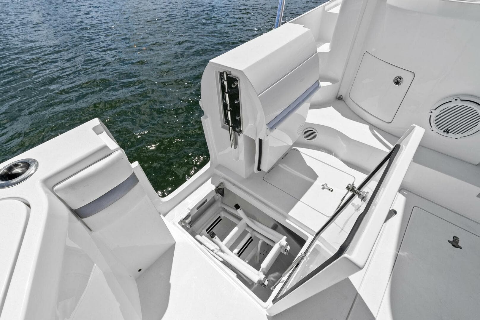 2022 Intrepid 438 Evolution — photo 39