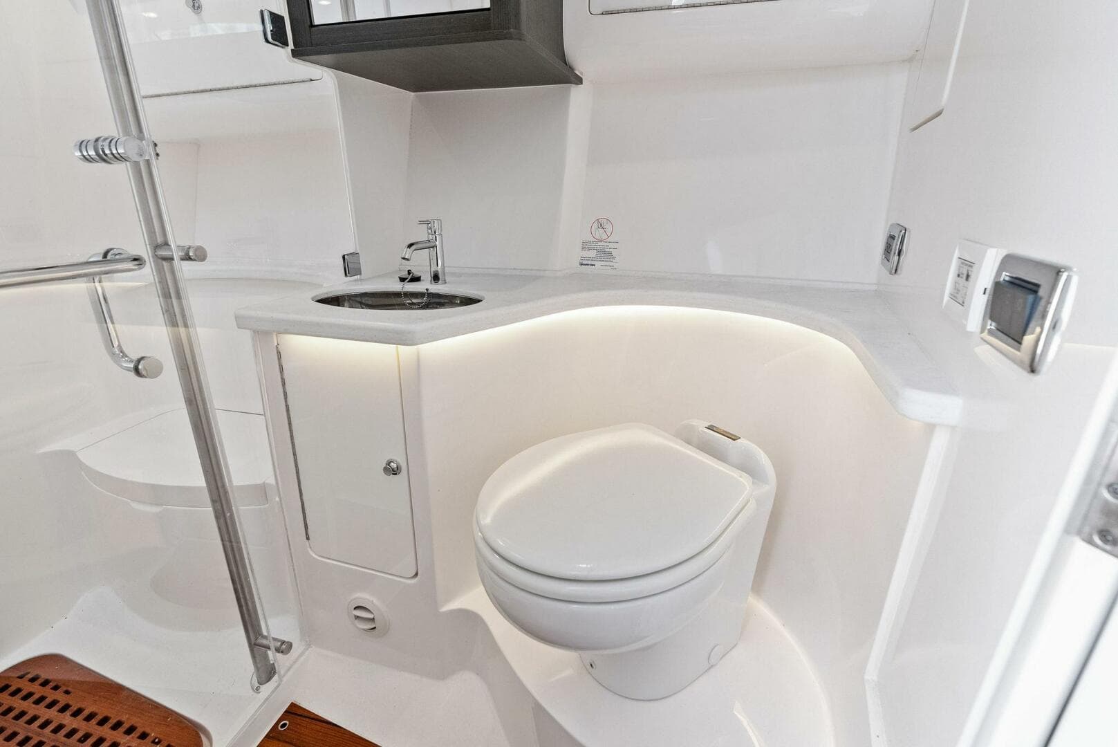 2022 Intrepid 438 Evolution — photo 65