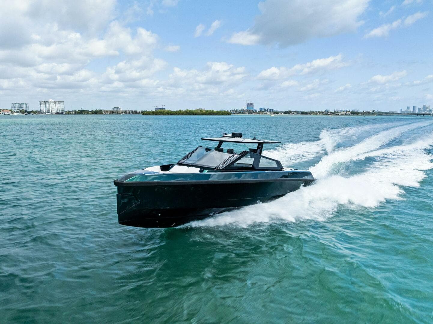 2023 Wally Tender 43X — photo 47