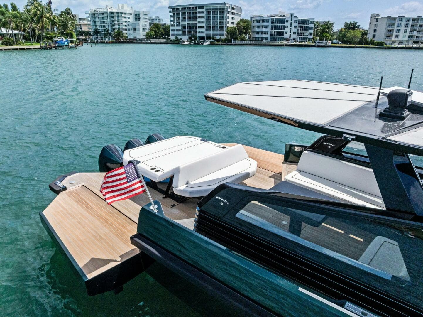 2023 Wally Tender 43X — photo 11