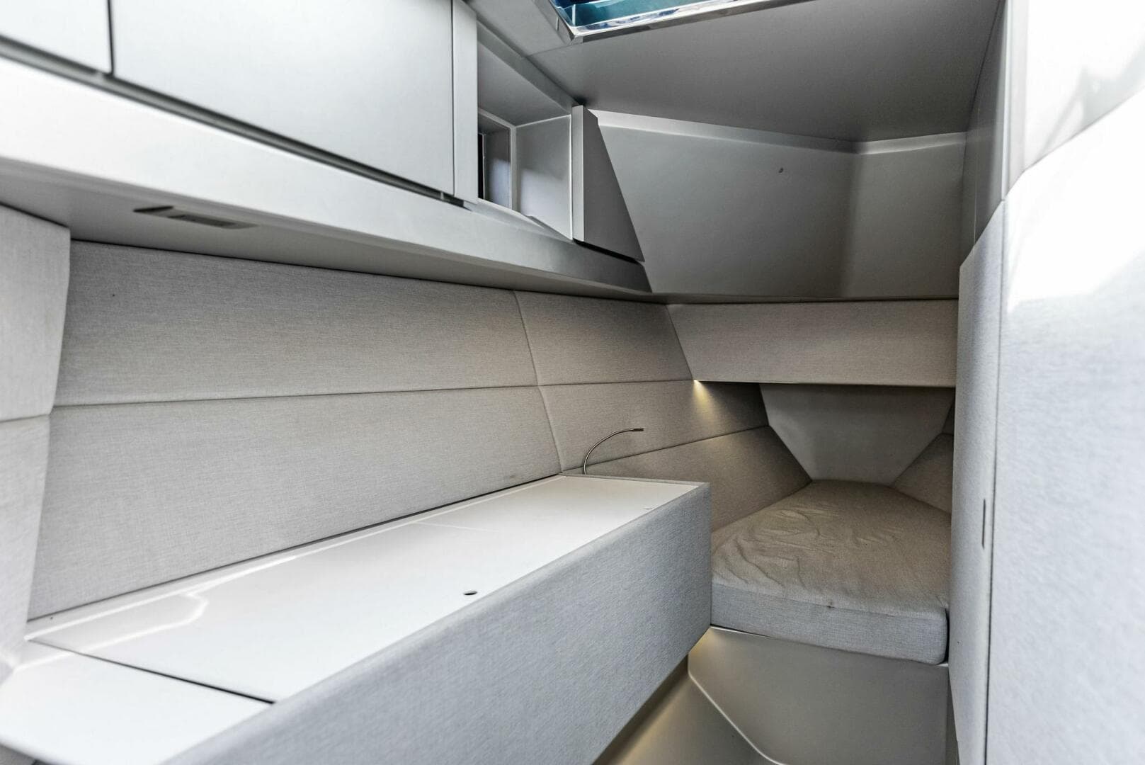 2023 Wally Tender 43X — photo 40