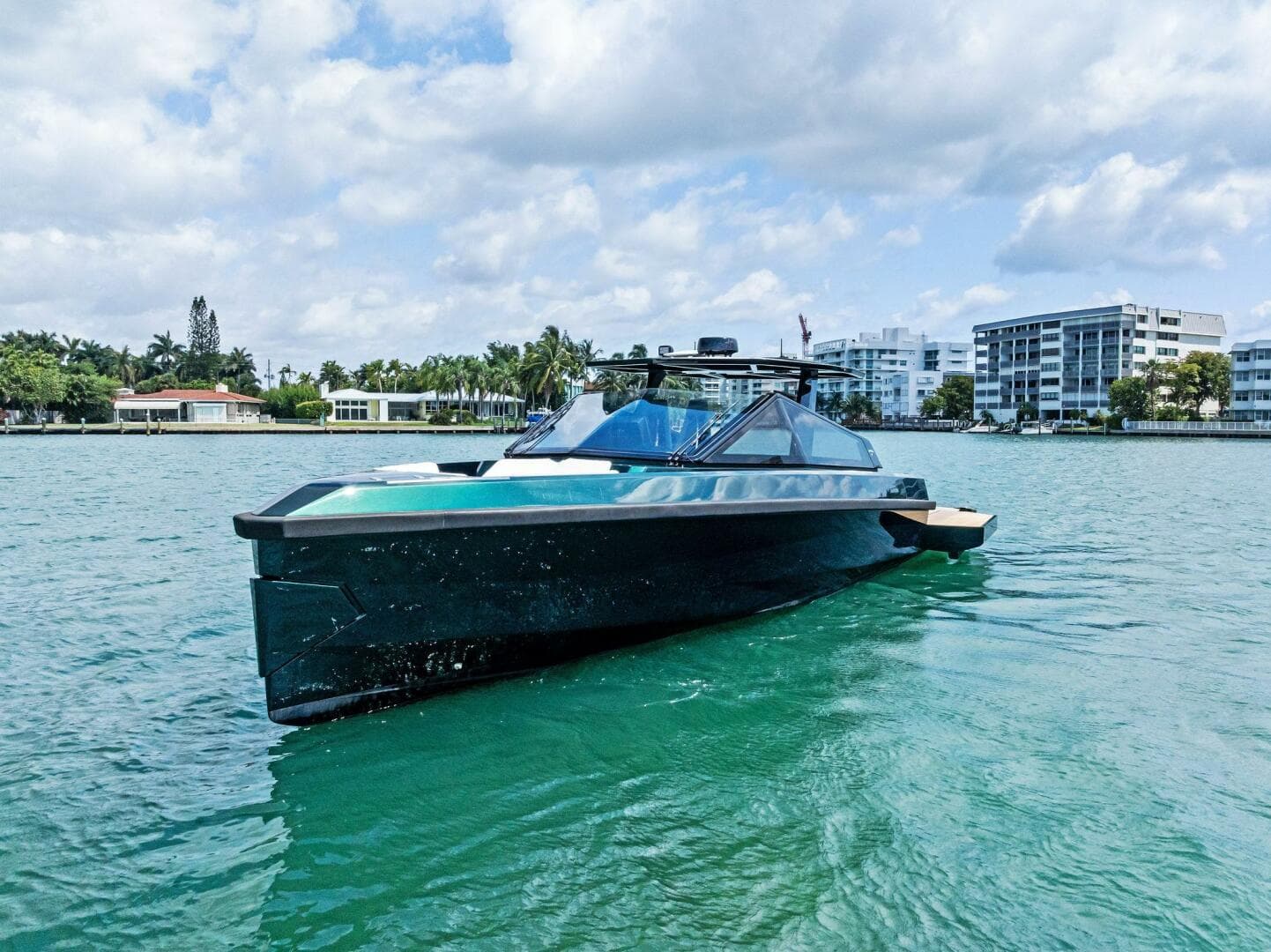 2023 Wally Tender 43X — photo 8