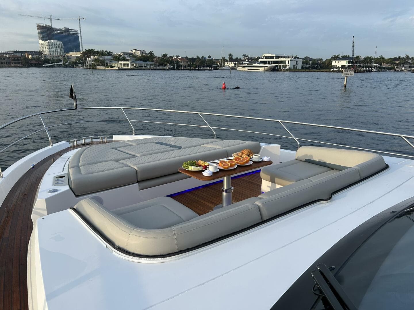 2024 Fairline Squadron 68 — photo 27