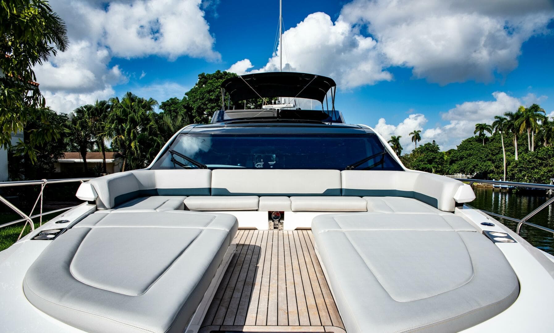2023 Fairline Phantom 65 — photo 30
