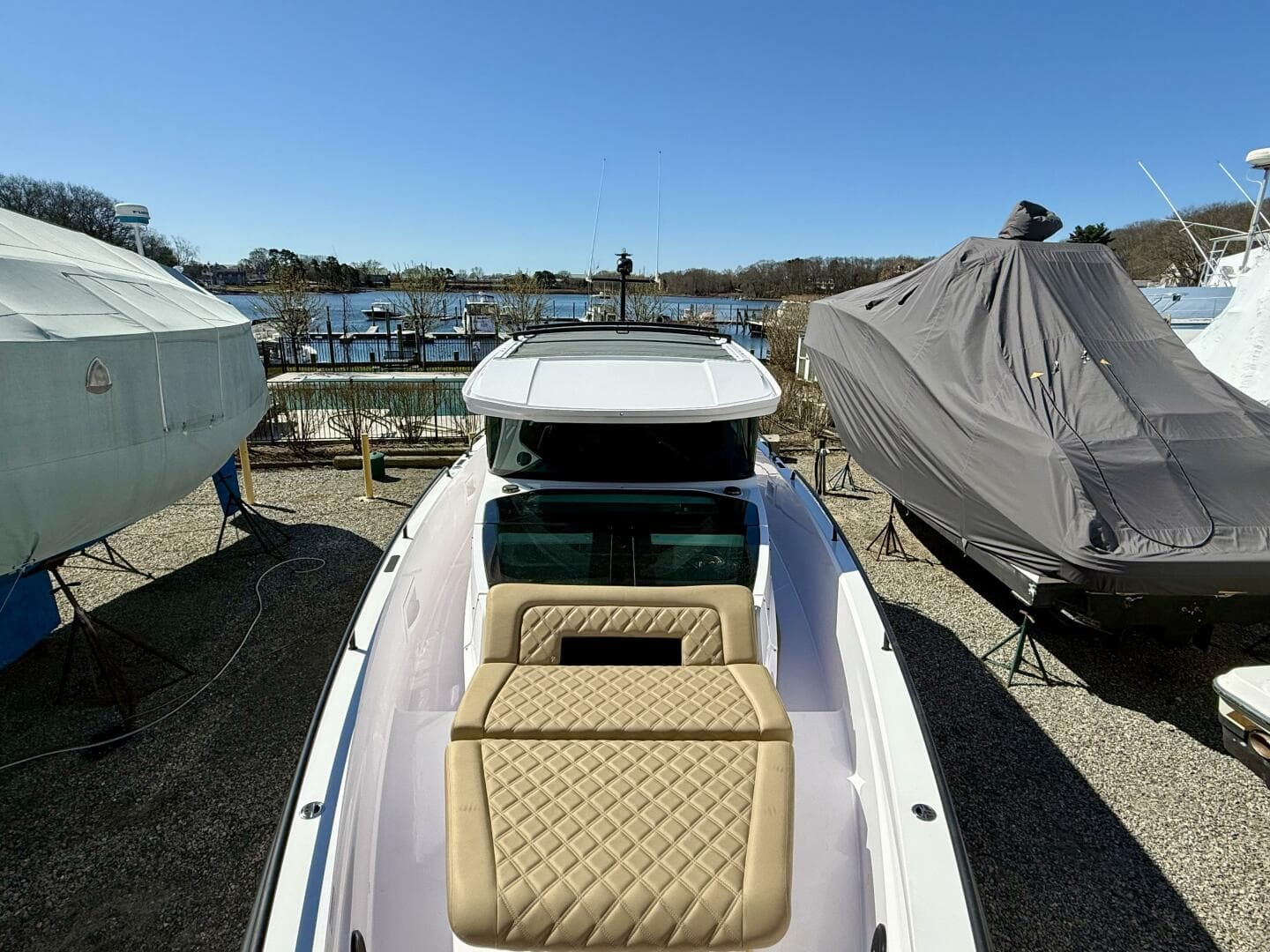 2021 Axopar 37 — photo 15