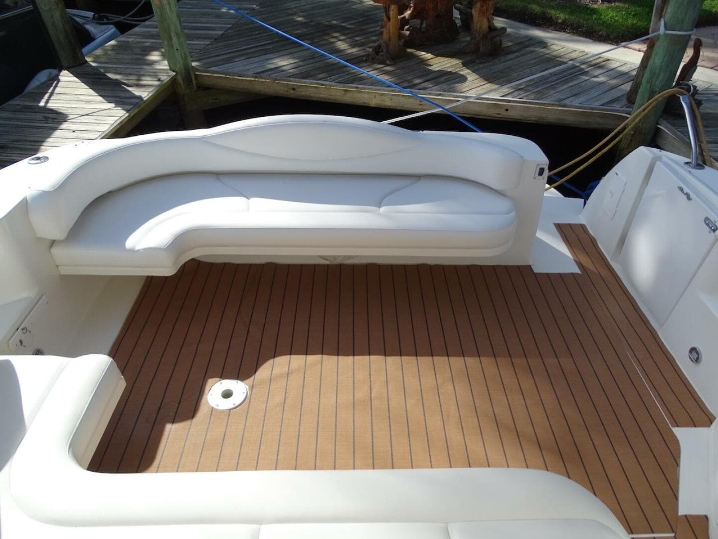 2001 Sea Ray 410 Sundancer — photo 5