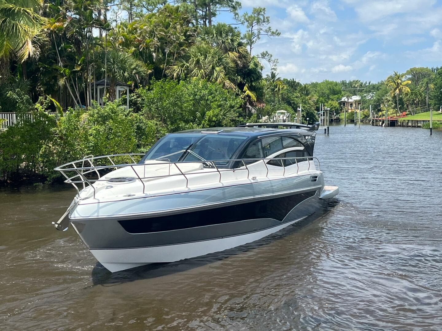 2025 Real 40 HT Luxury — photo 29