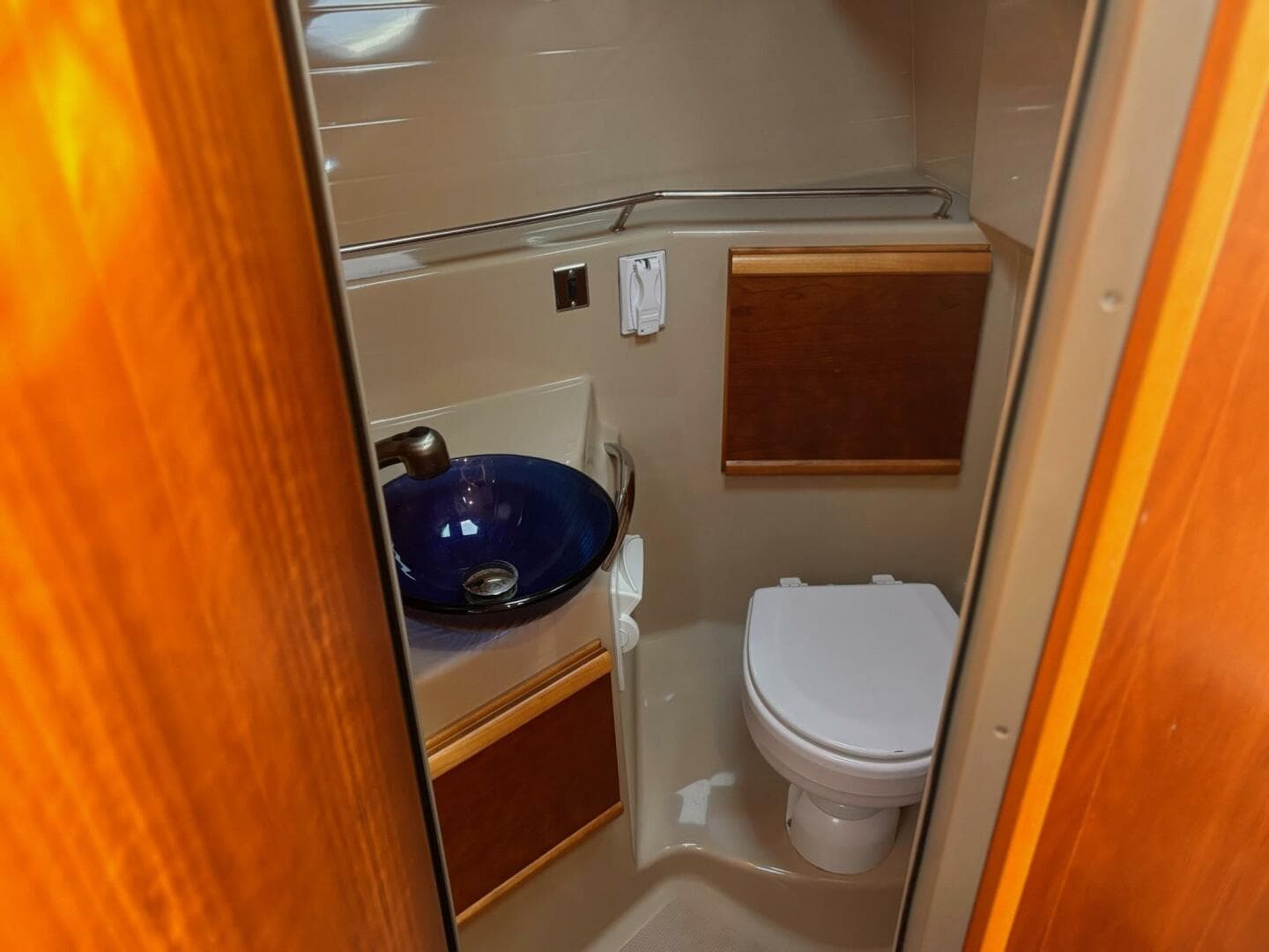 2016 Cutwater 28 LE — photo 28