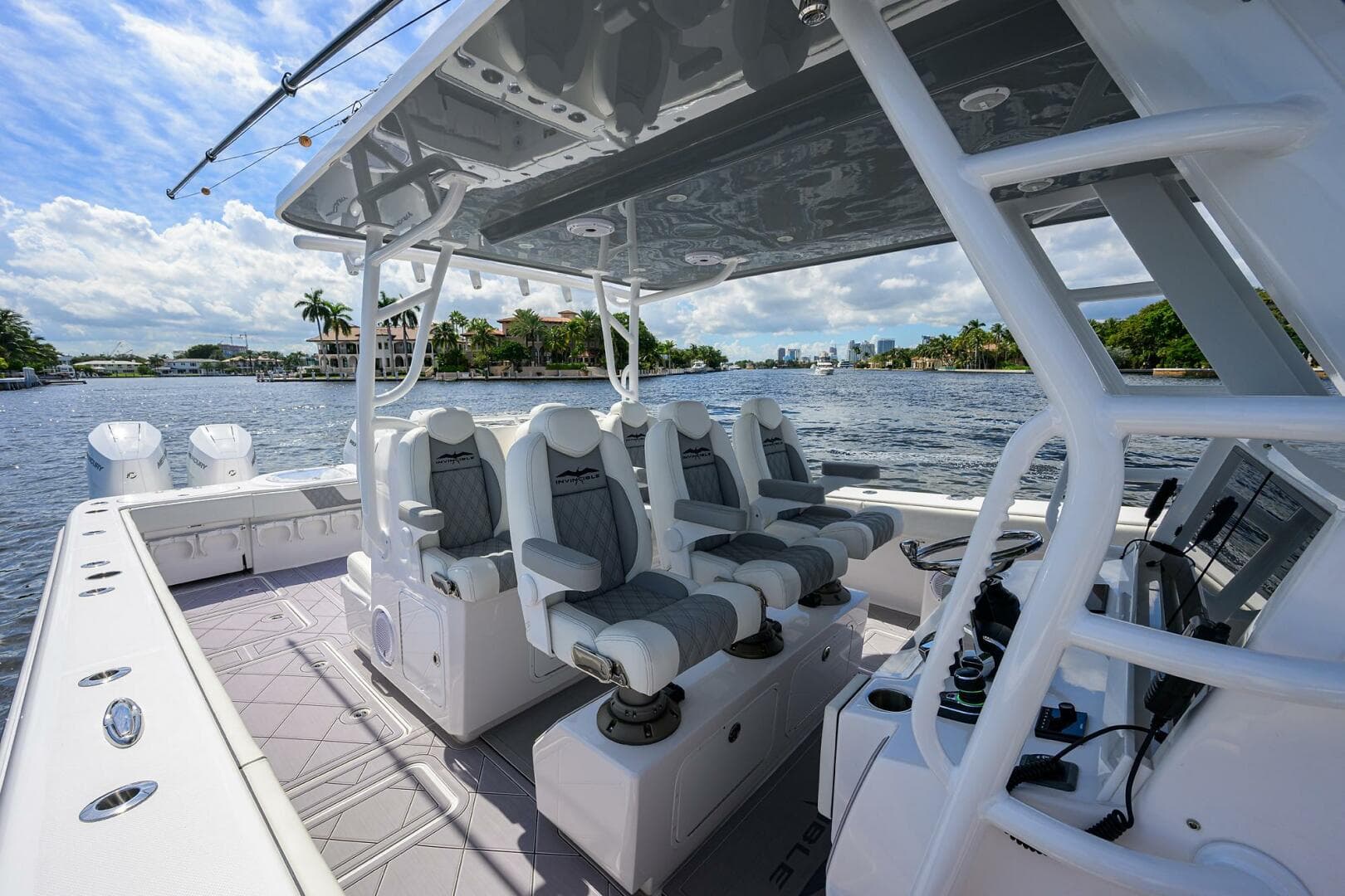 2023 Invincible 46 Catamaran — photo 12