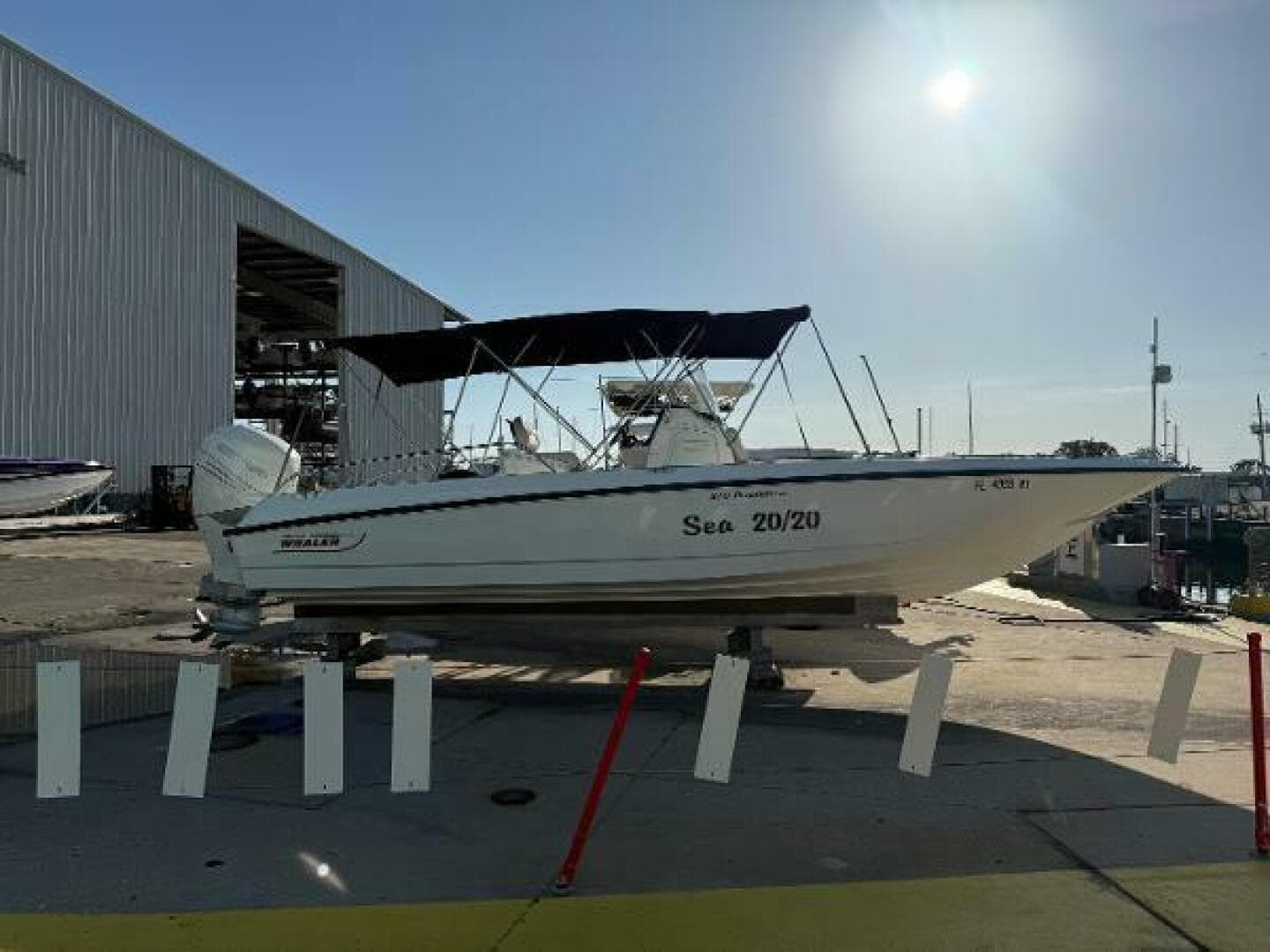 2017 Boston Whaler 270 Dauntless — photo 1