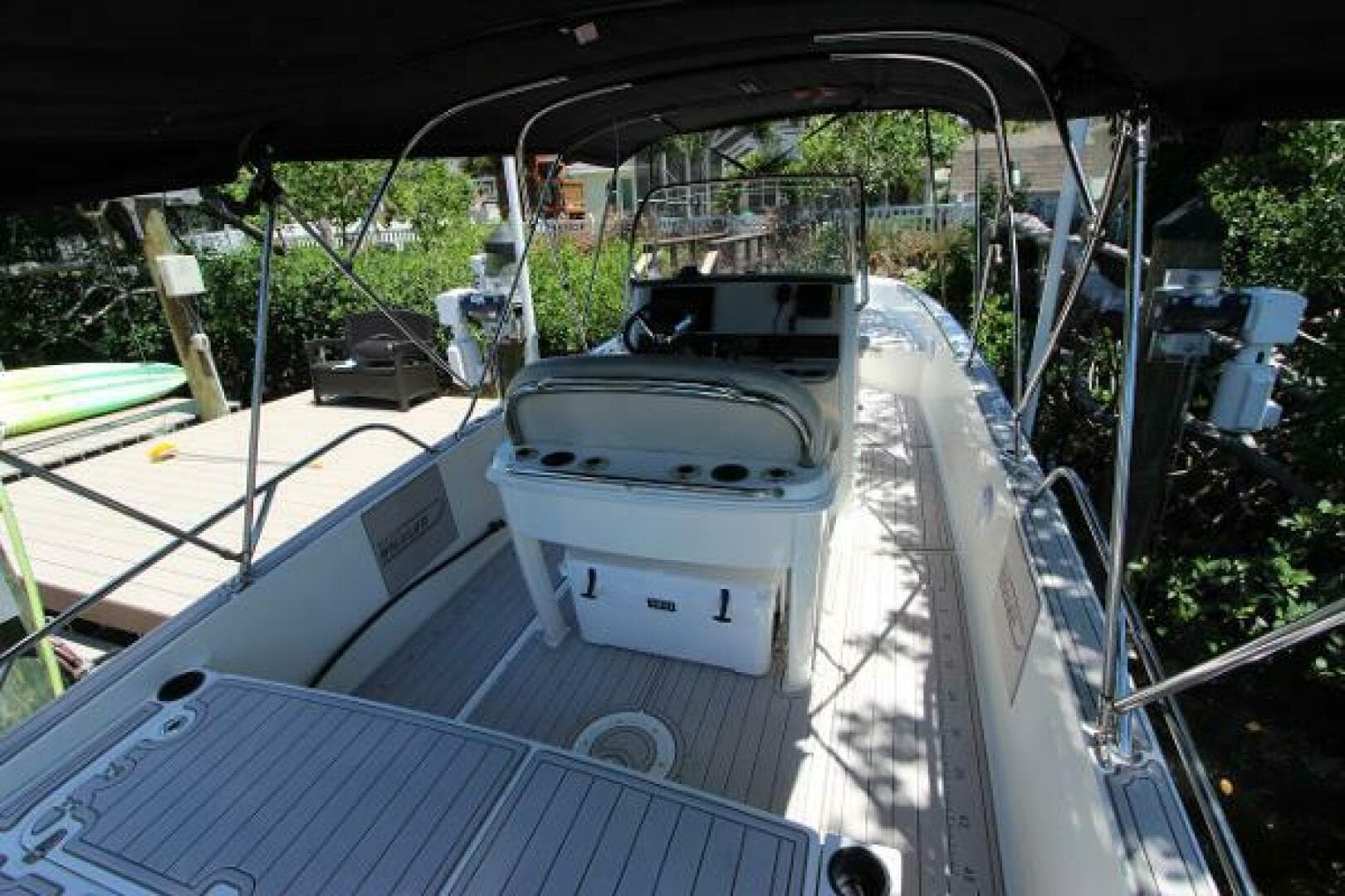 2017 Boston Whaler 270 Dauntless — photo 12