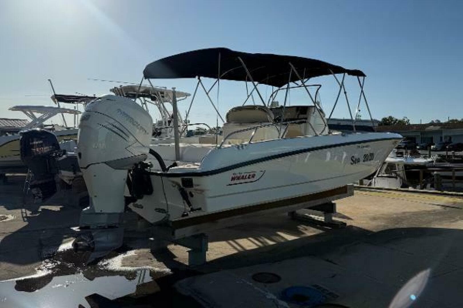 2017 Boston Whaler 270 Dauntless — photo 5