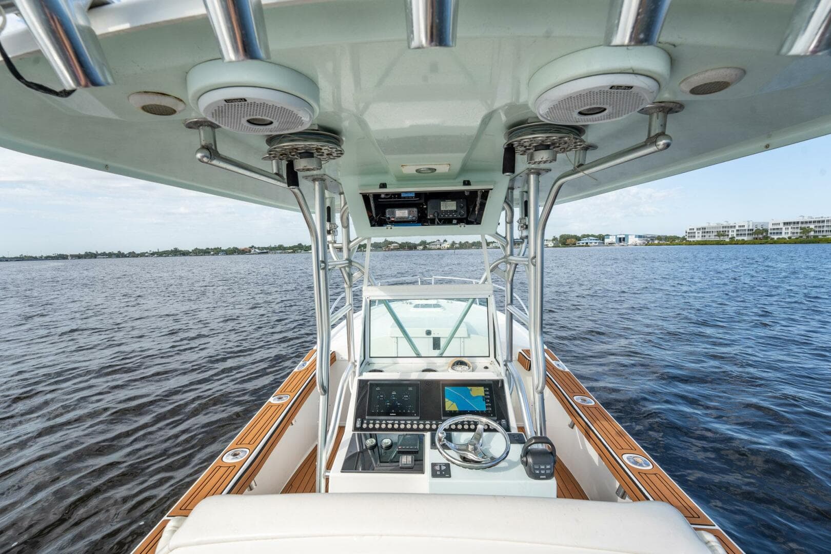 2009 Bimini 24 Center Console — photo 19