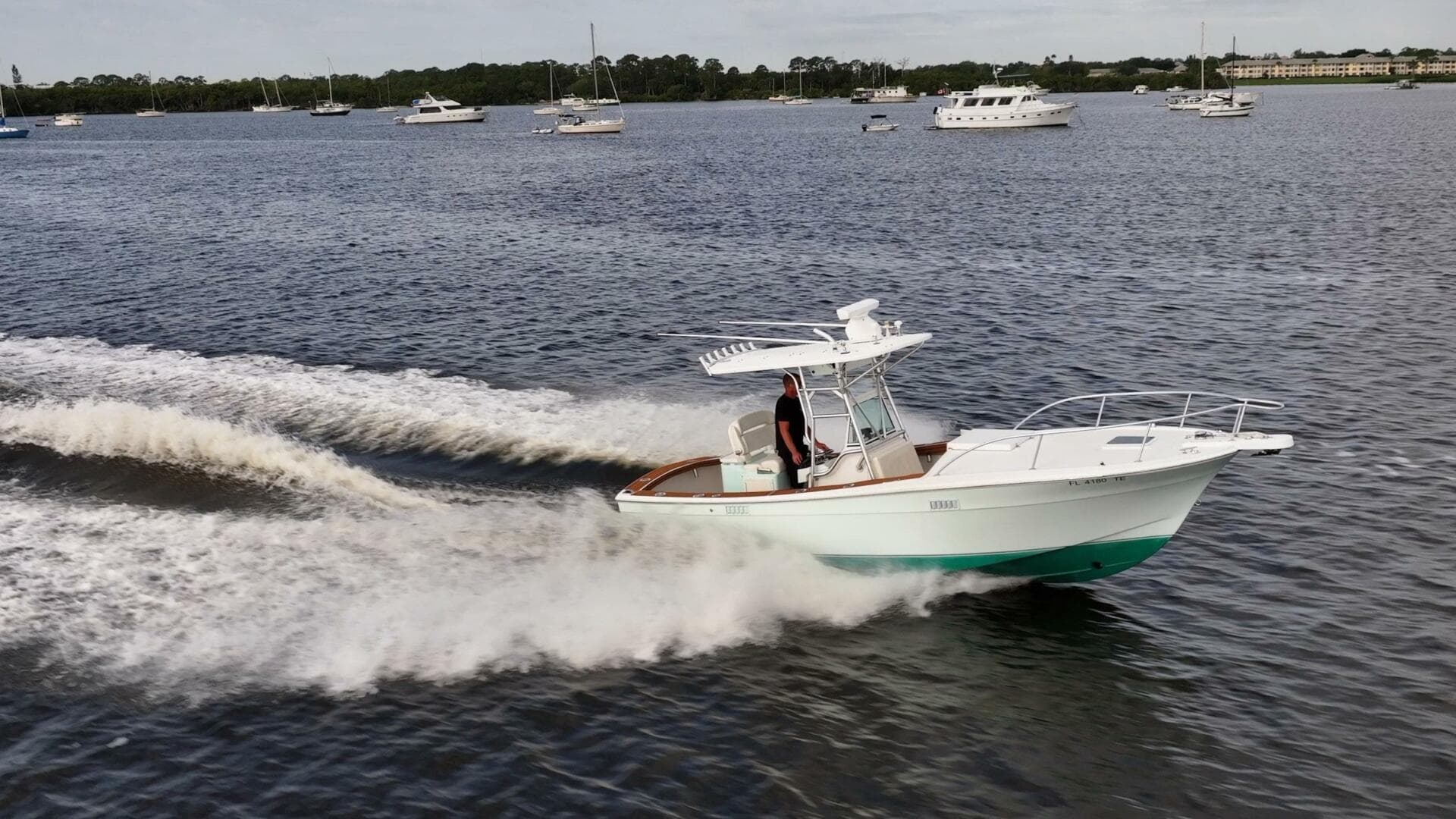 2009 Bimini 24 Center Console — photo 2