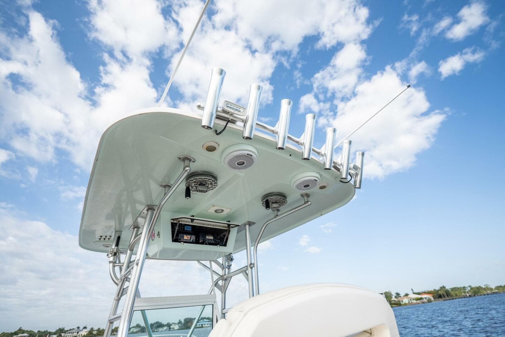 2009 Bimini 24 Center Console — photo 25