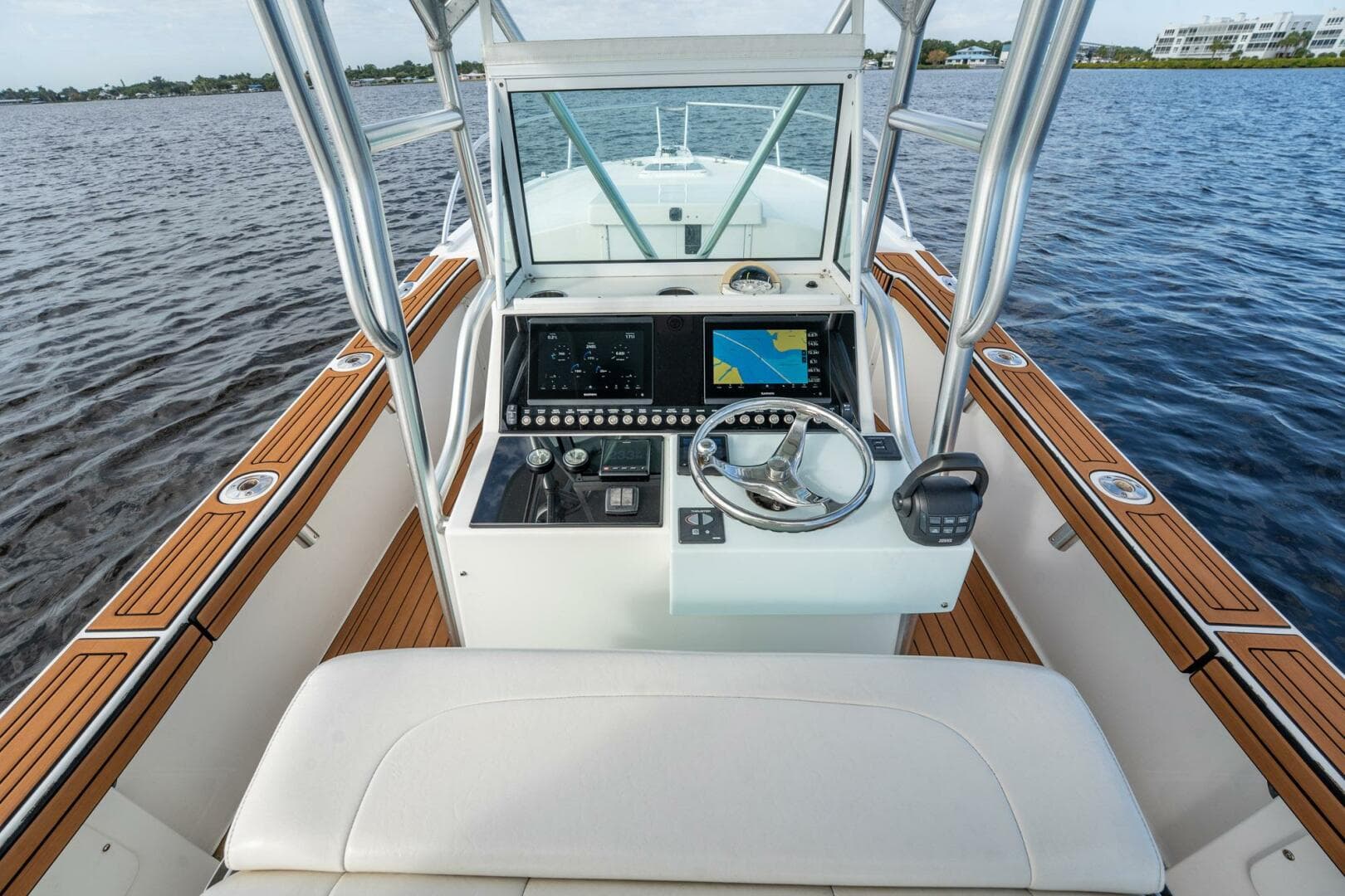 2009 Bimini 24 Center Console — photo 17
