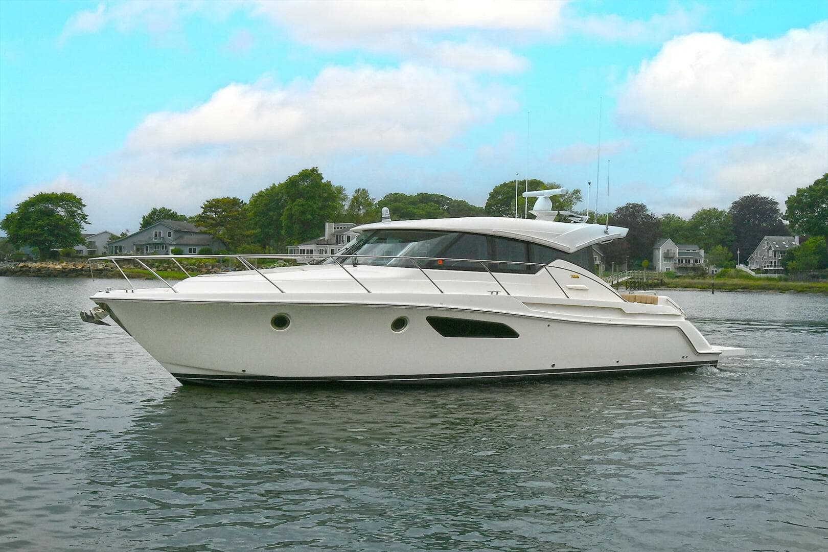 2015 Tiara Yachts C44 Coupe — photo 1