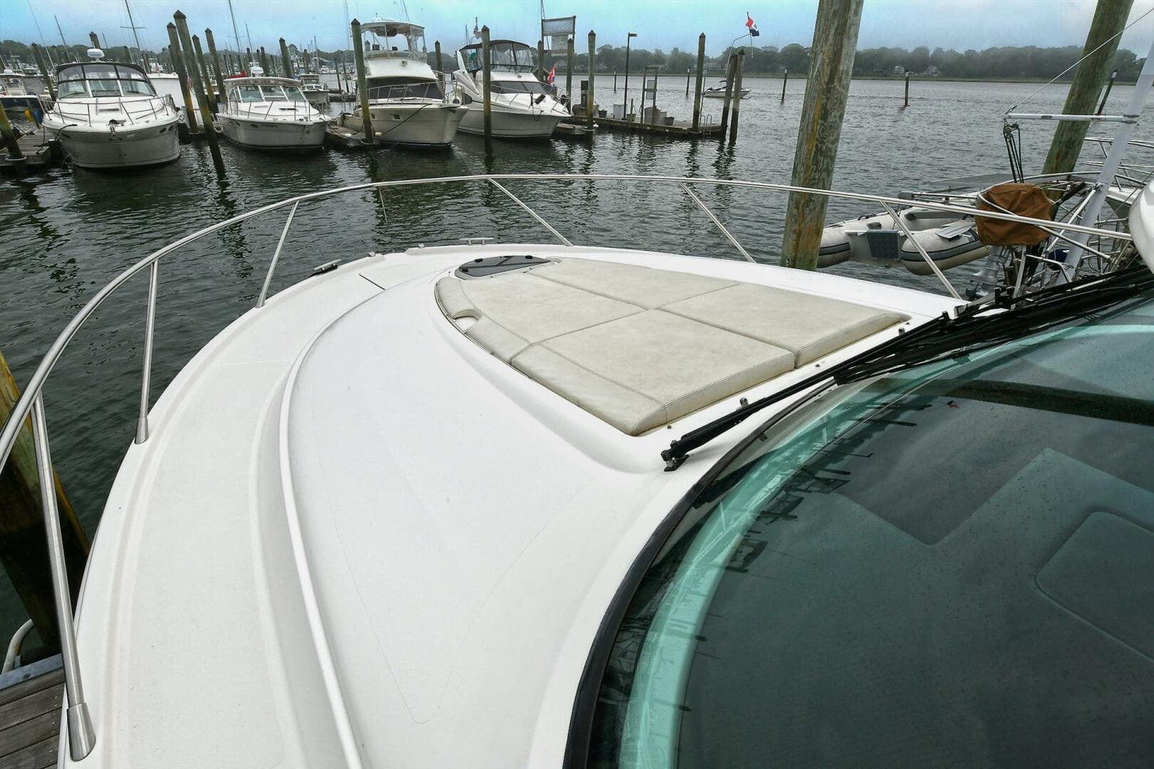 2015 Tiara Yachts C44 Coupe — photo 8