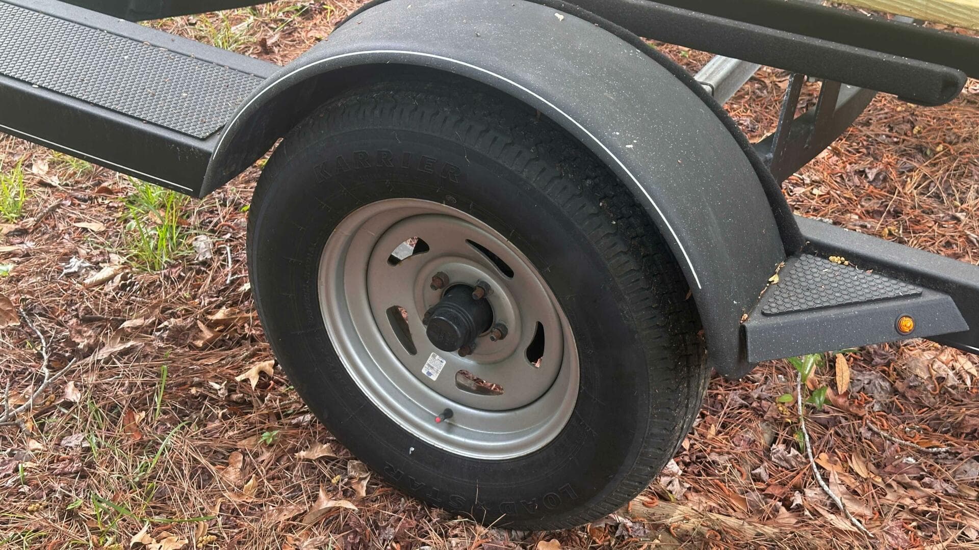 2023 Tahoe 185S — photo 16