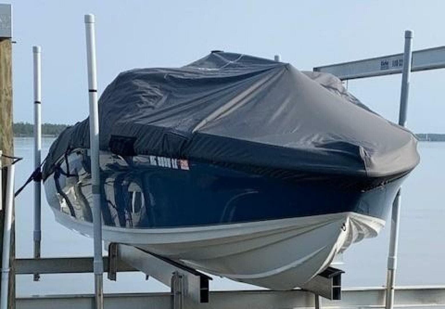 2023 Tahoe 185S — photo 14