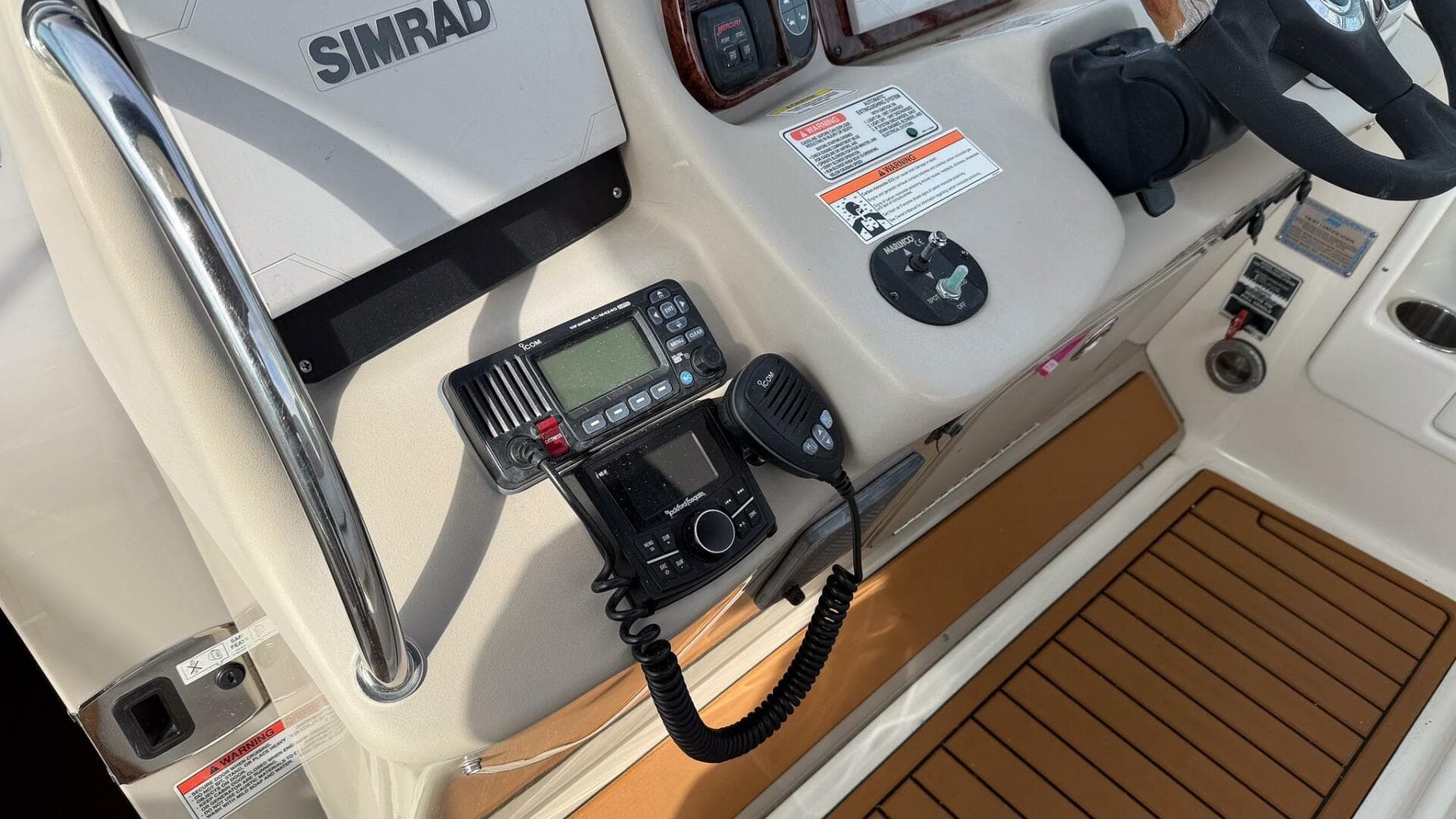 2008 Sea Ray 340 Sundancer — photo 14