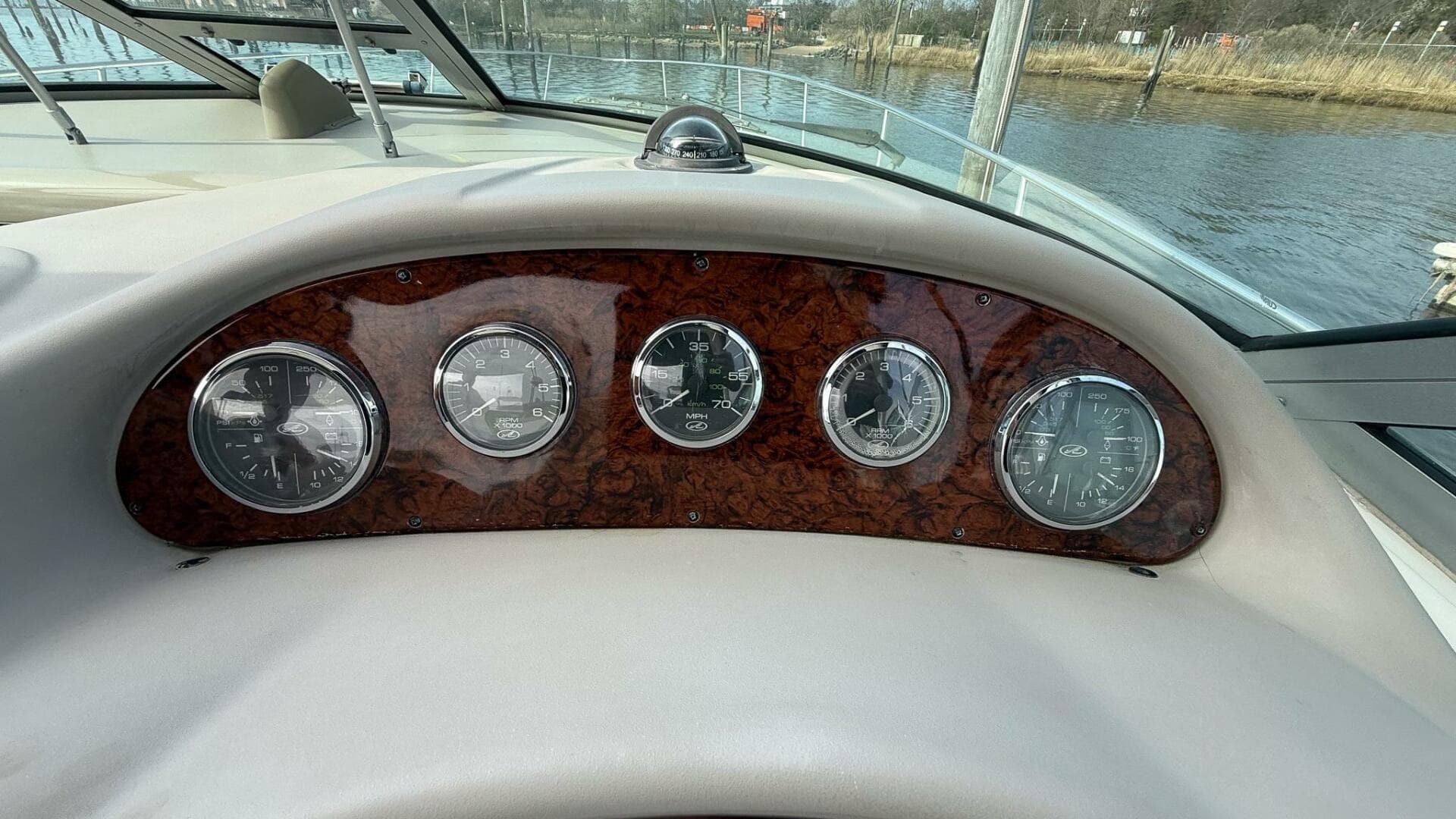 2008 Sea Ray 340 Sundancer — photo 17