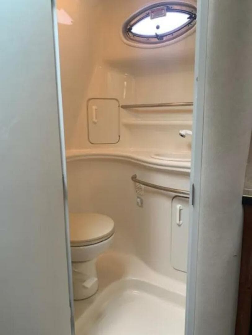 2002 Sea Ray Sundancer — photo 12