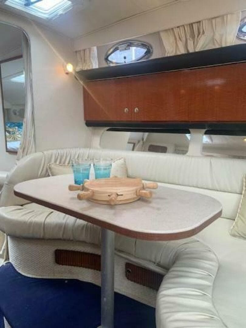 2002 Sea Ray Sundancer — photo 7