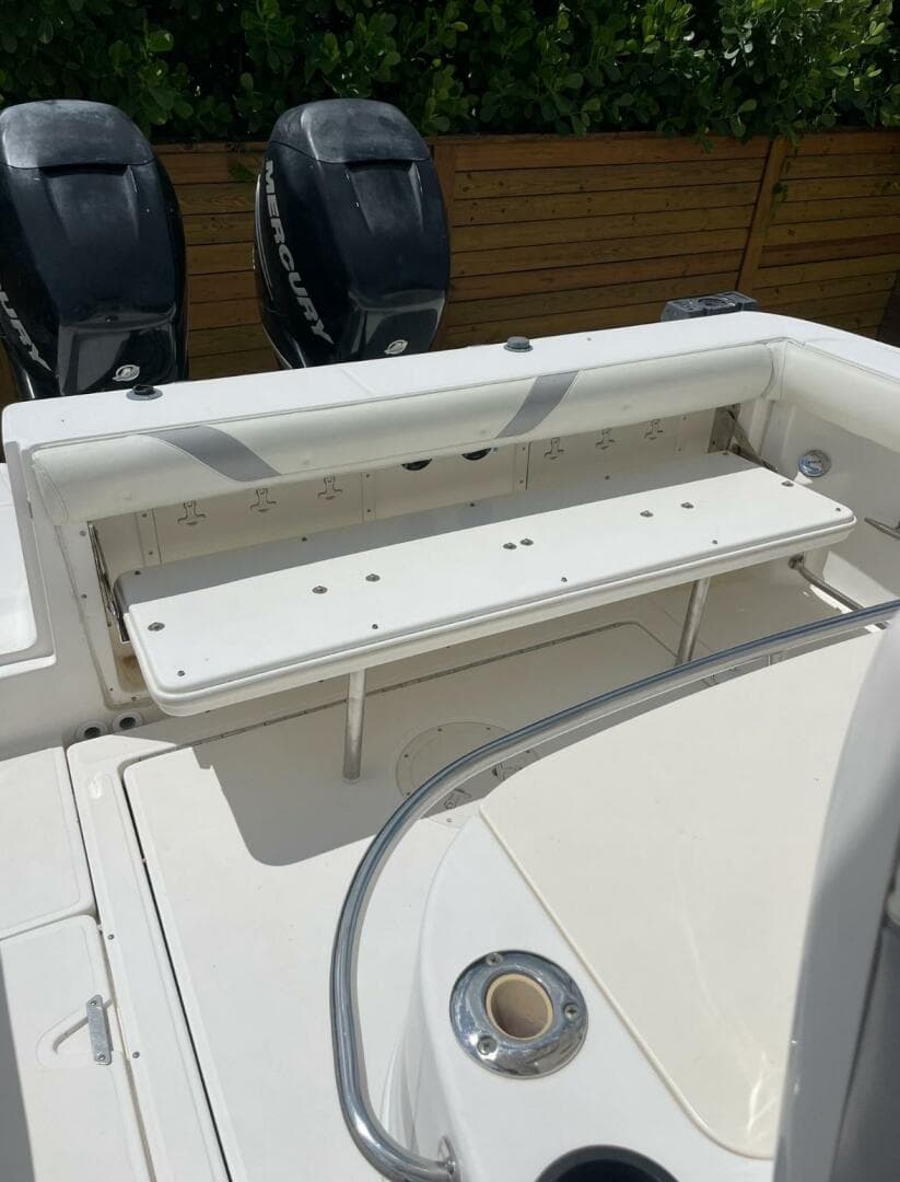 2005 Boston Whaler 320 Outrage — photo 10