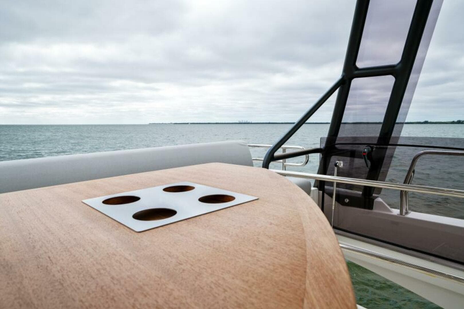 2024 Prestige 460 Flybridge — photo 43