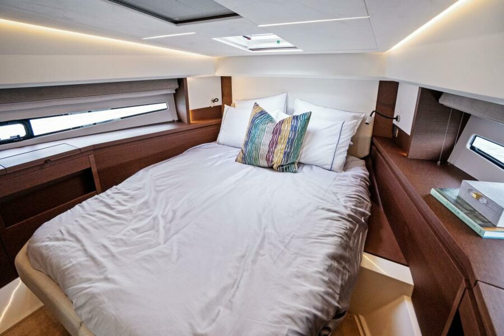 2024 Prestige 460 Flybridge — photo 29